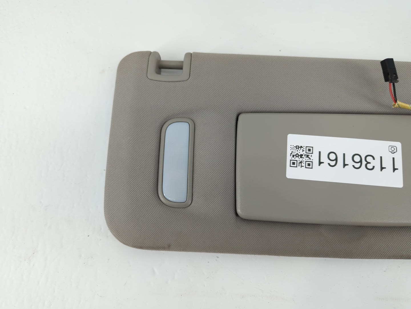 2014 Chevrolet Traverse Sun Visor Shade Replacement Passenger Right Mirror Fits OEM Used Auto Parts - Oemusedautoparts1.com