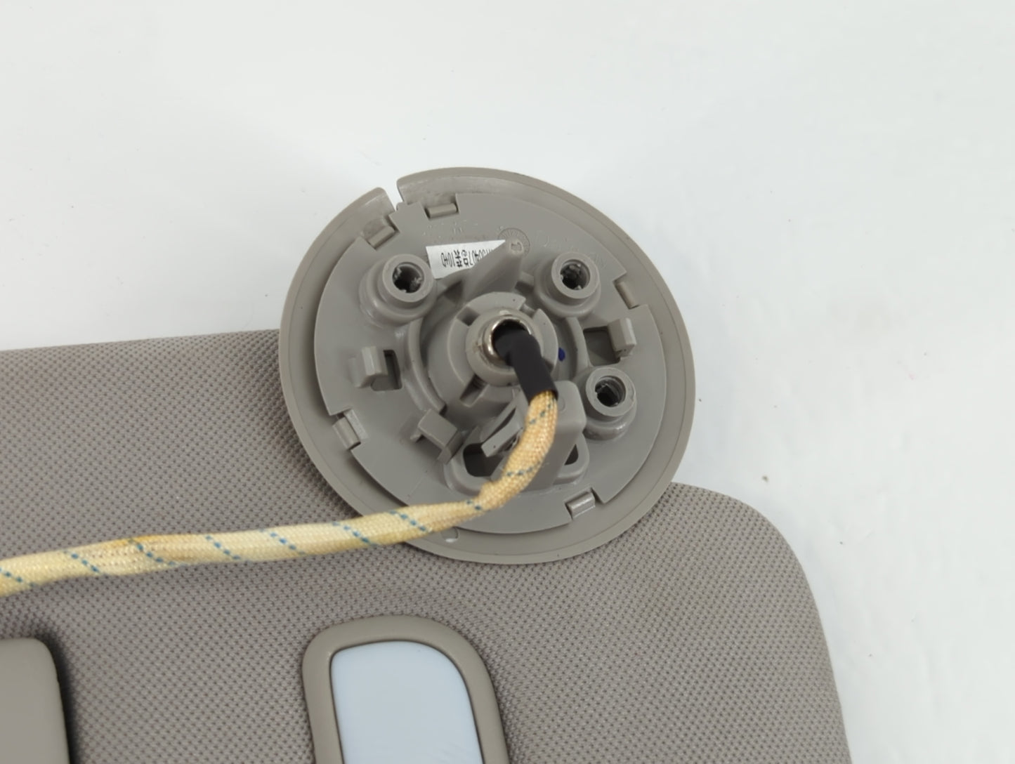 2014 Chevrolet Traverse Sun Visor Shade Replacement Passenger Right Mirror Fits OEM Used Auto Parts - Oemusedautoparts1.com