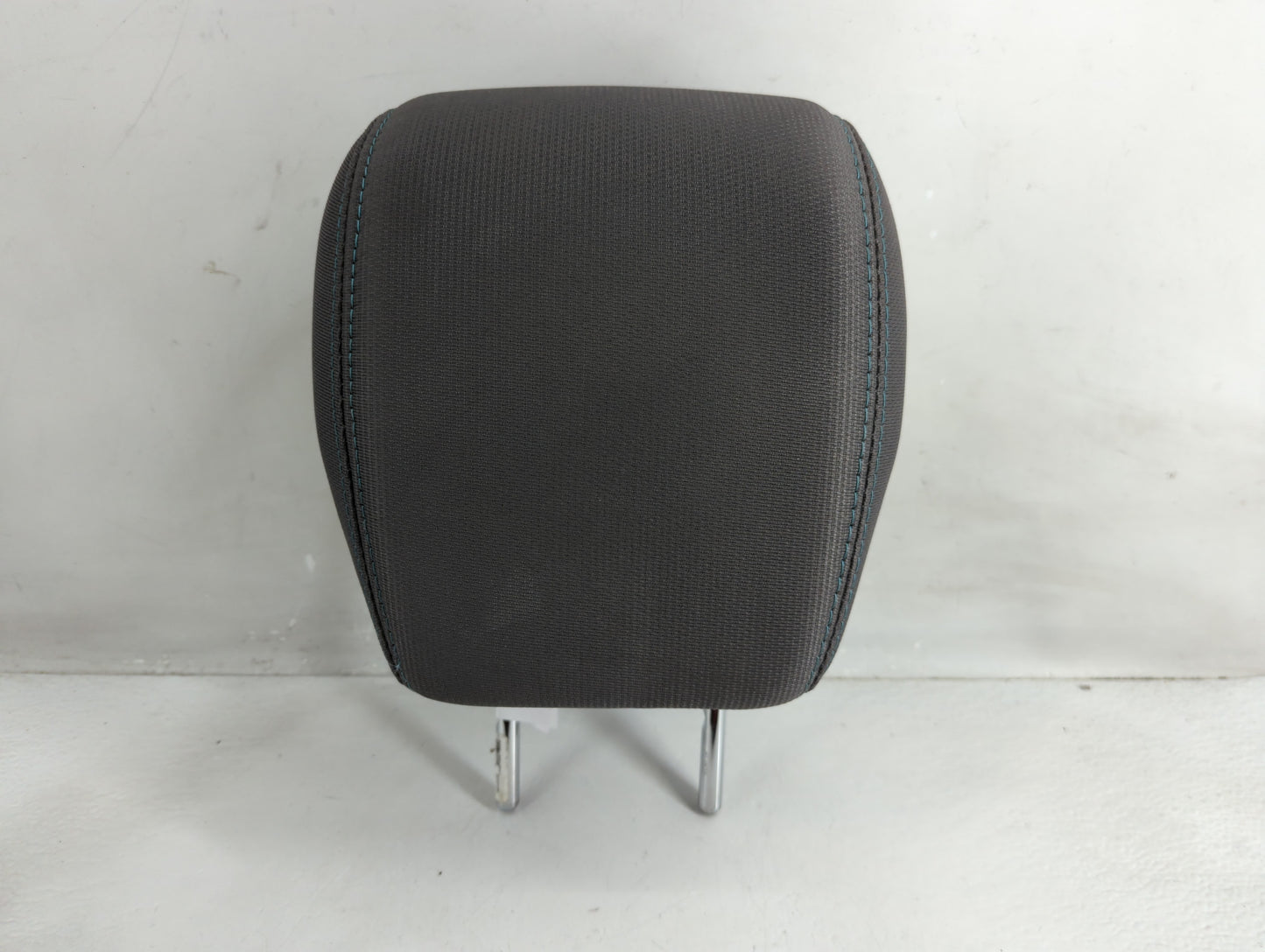 2014 Chevrolet Traverse Headrest Head Rest Front Driver Passenger Seat Fits OEM Used Auto Parts - Oemusedautoparts1.com