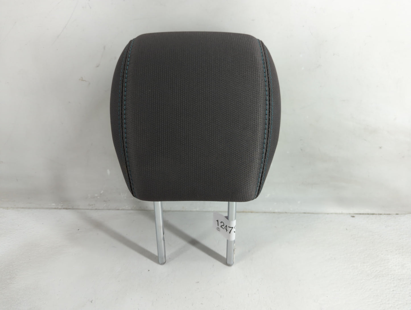 2014 Chevrolet Traverse Headrest Head Rest Front Driver Passenger Seat Fits OEM Used Auto Parts - Oemusedautoparts1.com
