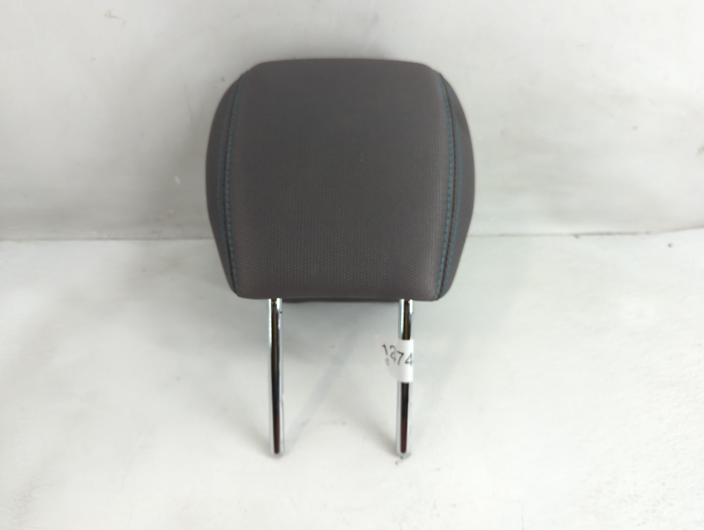 2014 Chevrolet Traverse Headrest Head Rest Rear Seat Fits OEM Used Auto Parts - Oemusedautoparts1.com