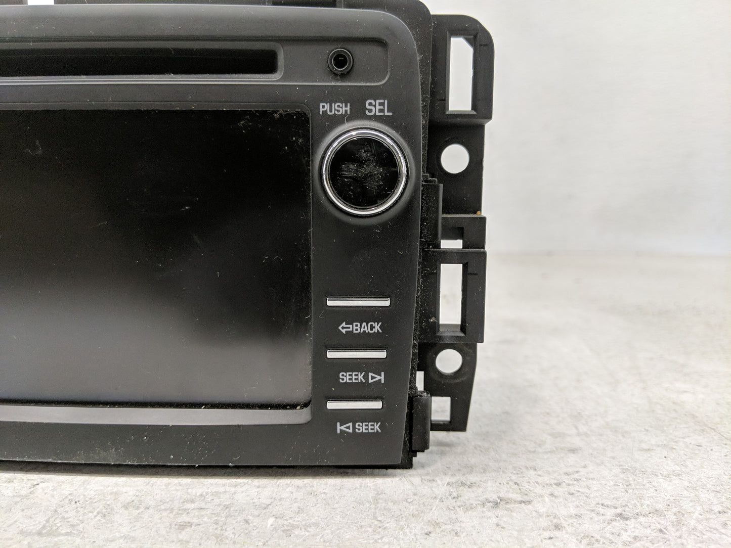 2013-2014 Chevrolet Traverse Radio AM FM Cd Player Receiver Replacement P/N:23441389 Fits Fits 2013 2014 OEM Used Auto Parts