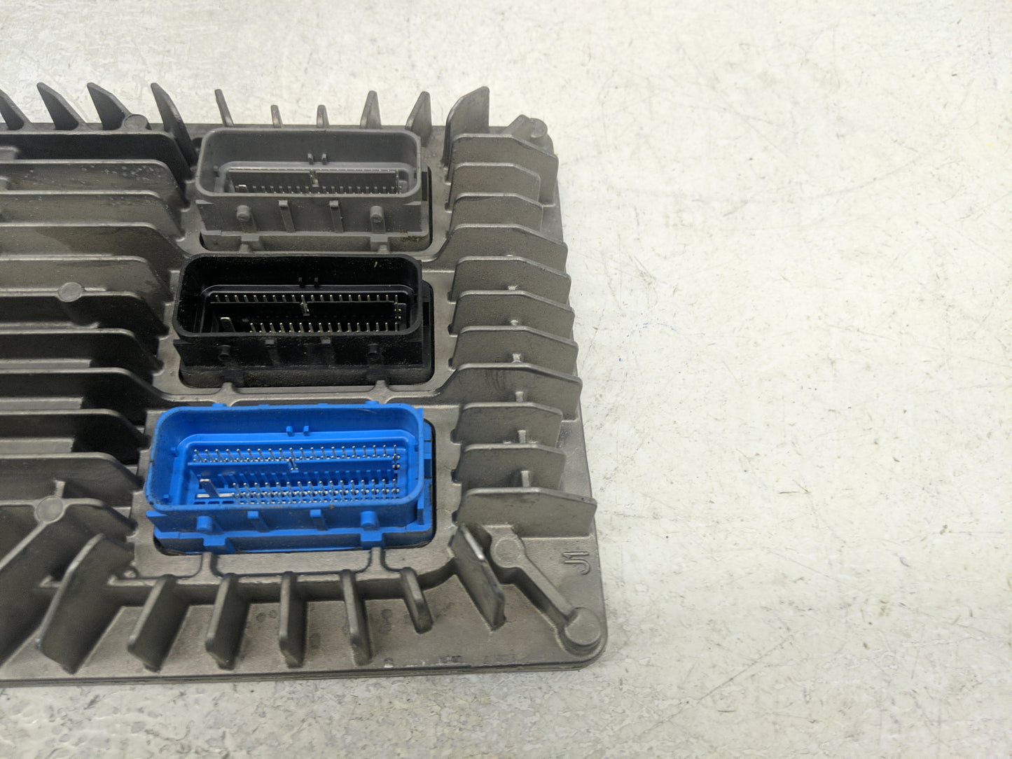 2013-2016 Chevrolet Traverse PCM Engine Control Computer ECU ECM PCU OEM P/N:12657776 Fits Fits 2013 2014 2015 2016 OEM Used