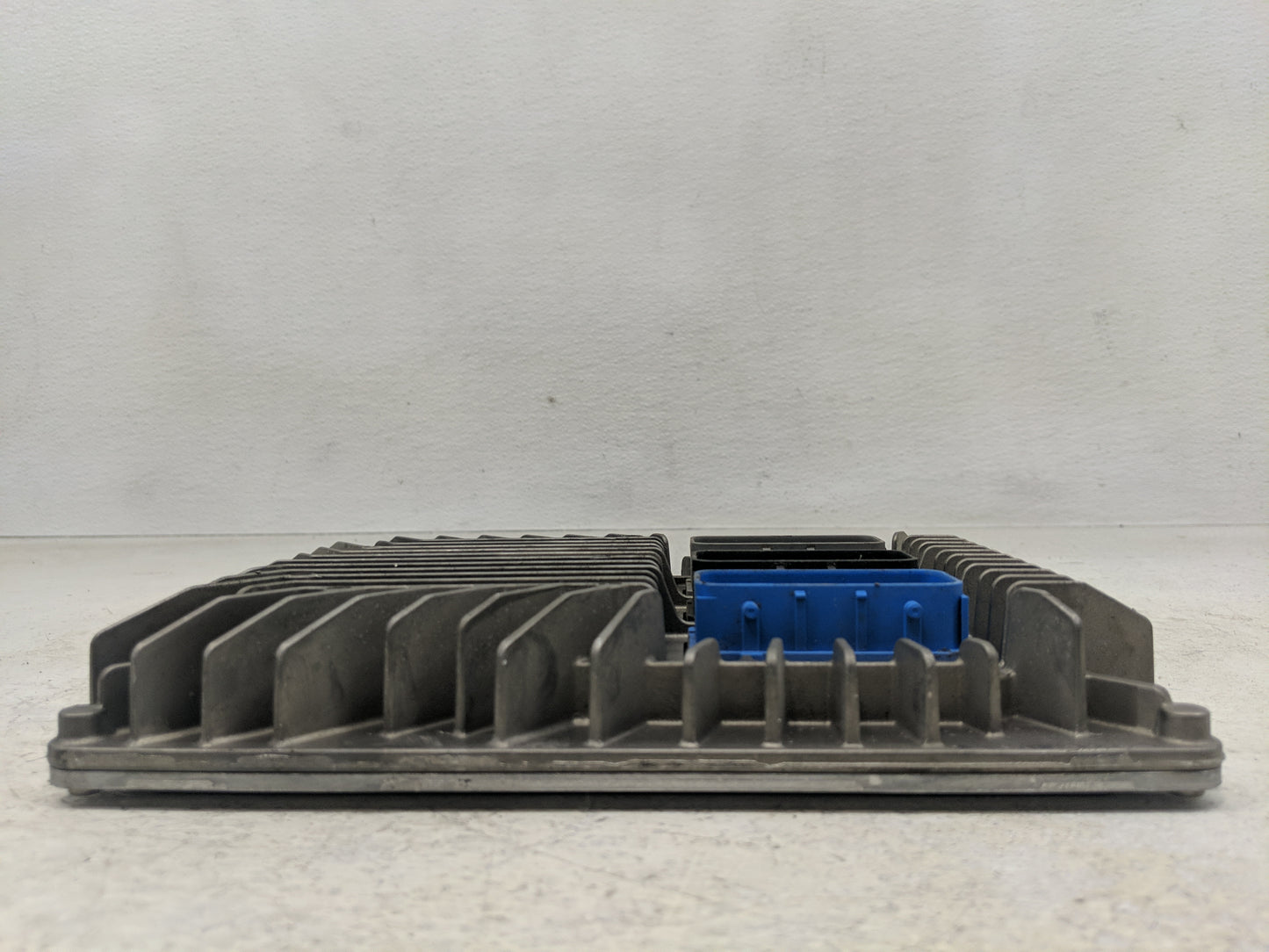 2013-2016 Chevrolet Traverse PCM Engine Control Computer ECU ECM PCU OEM P/N:12657776 Fits Fits 2013 2014 2015 2016 OEM Used
