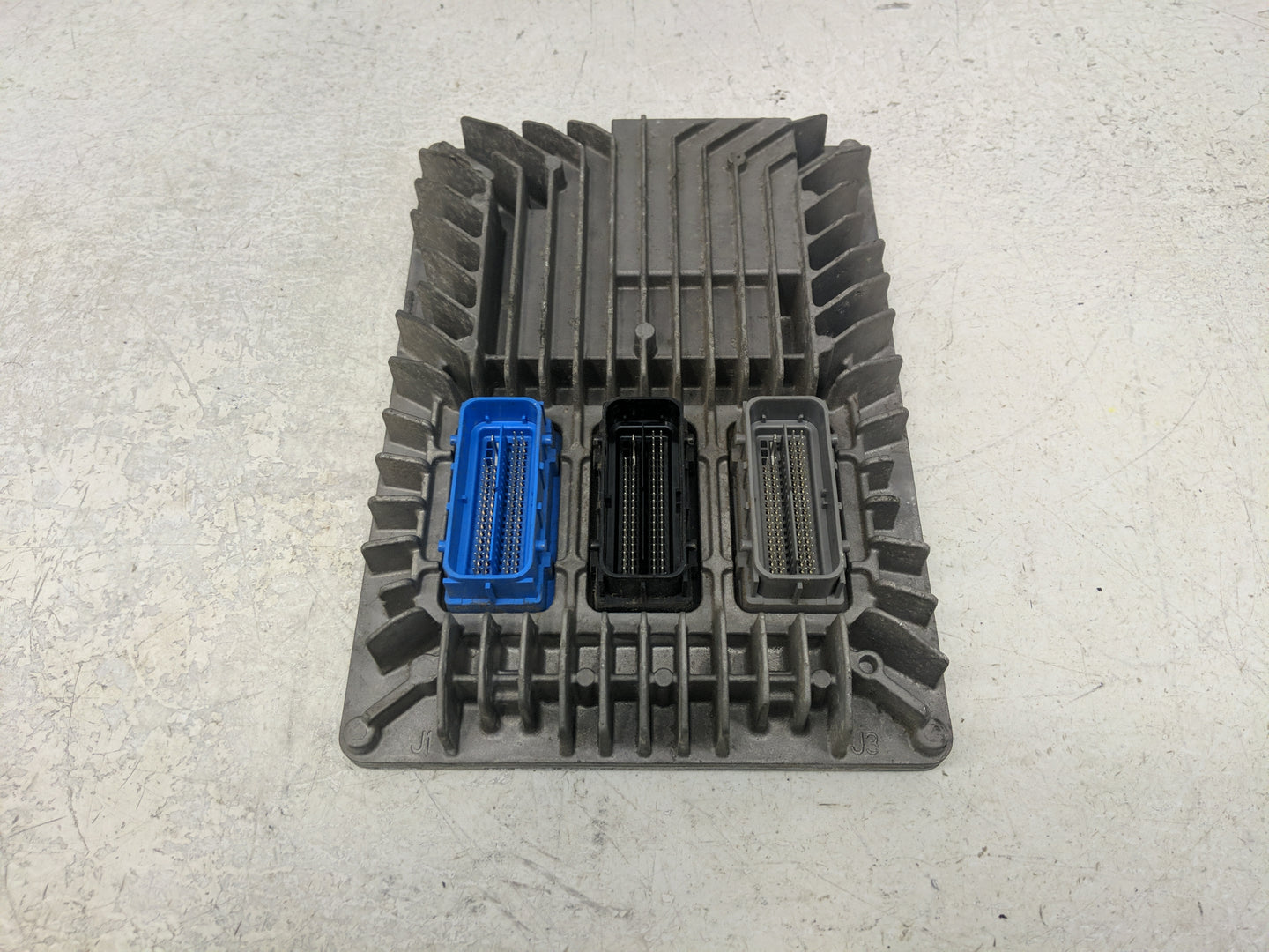 2013-2016 Chevrolet Traverse PCM Engine Control Computer ECU ECM PCU OEM P/N:12657776 Fits Fits 2013 2014 2015 2016 OEM Used