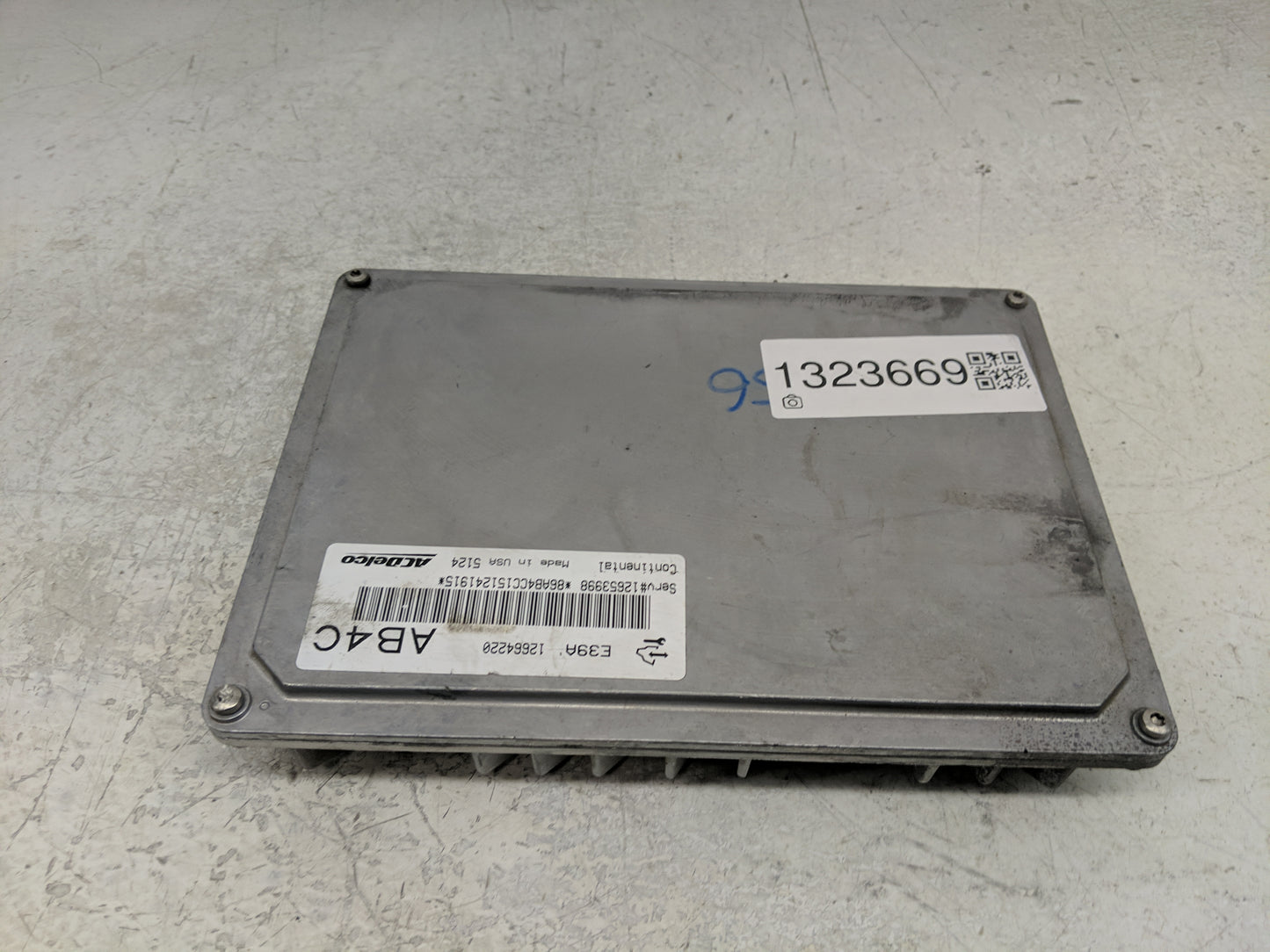 2013-2016 Chevrolet Traverse PCM Engine Control Computer ECU ECM PCU OEM P/N:12664220 12664220 Fits Fits 2013 2014 2015 2016