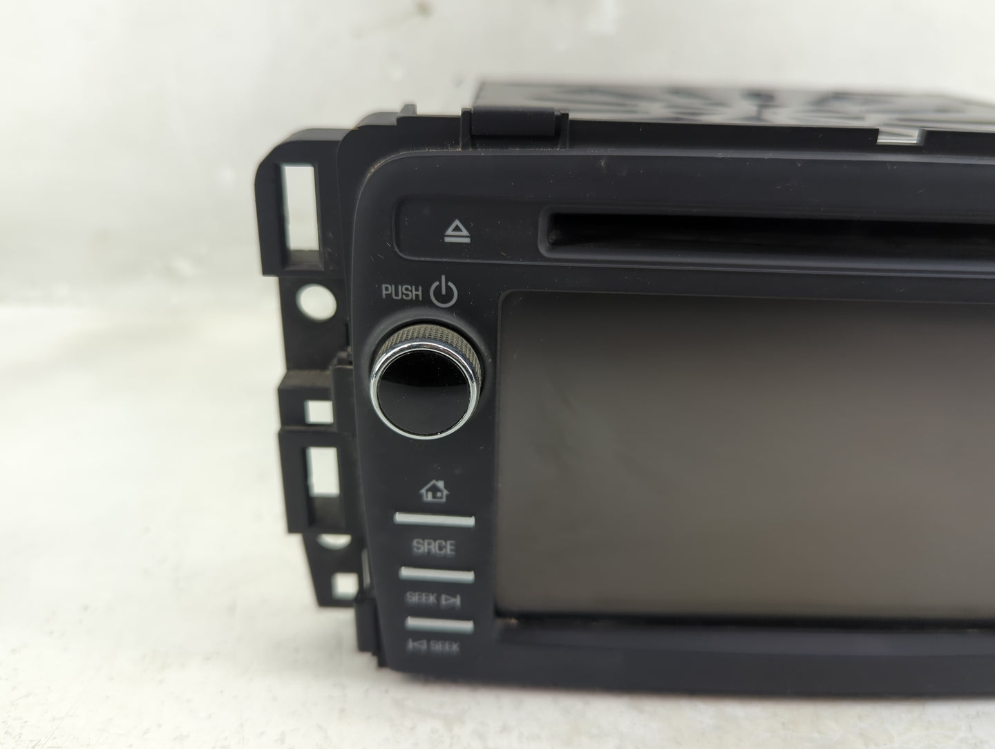 2013-2014 Chevrolet Traverse Radio AM FM Cd Player Receiver Replacement P/N:23441398 Fits Fits 2013 2014 OEM Used Auto Parts