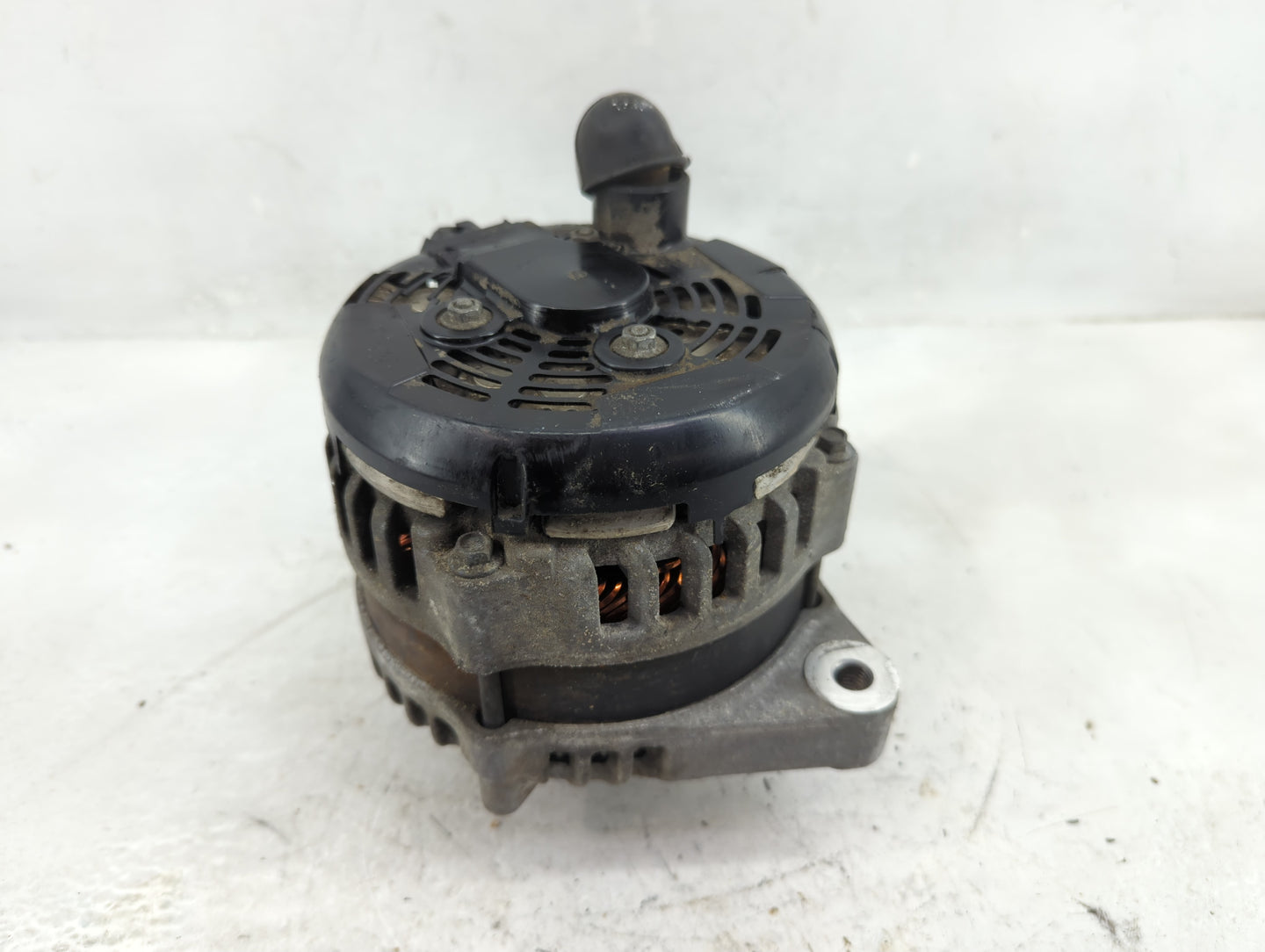 2013-2017 Chevrolet Traverse Alternator Replacement Generator Charging Assembly Engine OEM P/N:23279588 Fits OEM Used Auto P