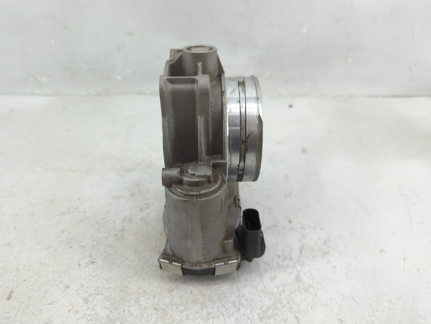 2017-2022 Chevrolet Traverse Throttle Body P/N:12670981AA Fits Fits 2012 2013 2014 2015 2016 2017 2018 2019 2020 2021 2022 O