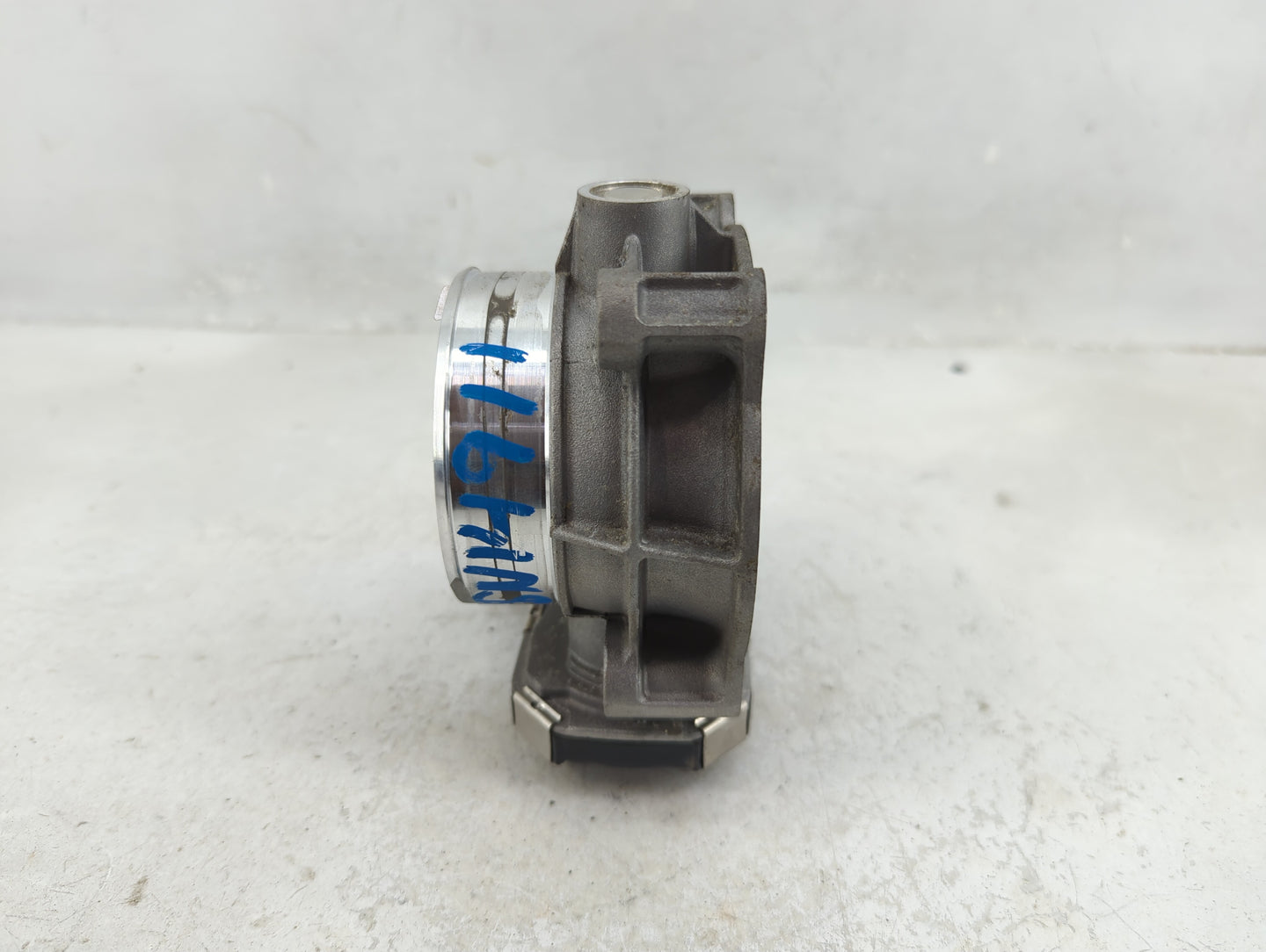 2017-2022 Chevrolet Traverse Throttle Body P/N:12670981AA Fits Fits 2012 2013 2014 2015 2016 2017 2018 2019 2020 2021 2022 O