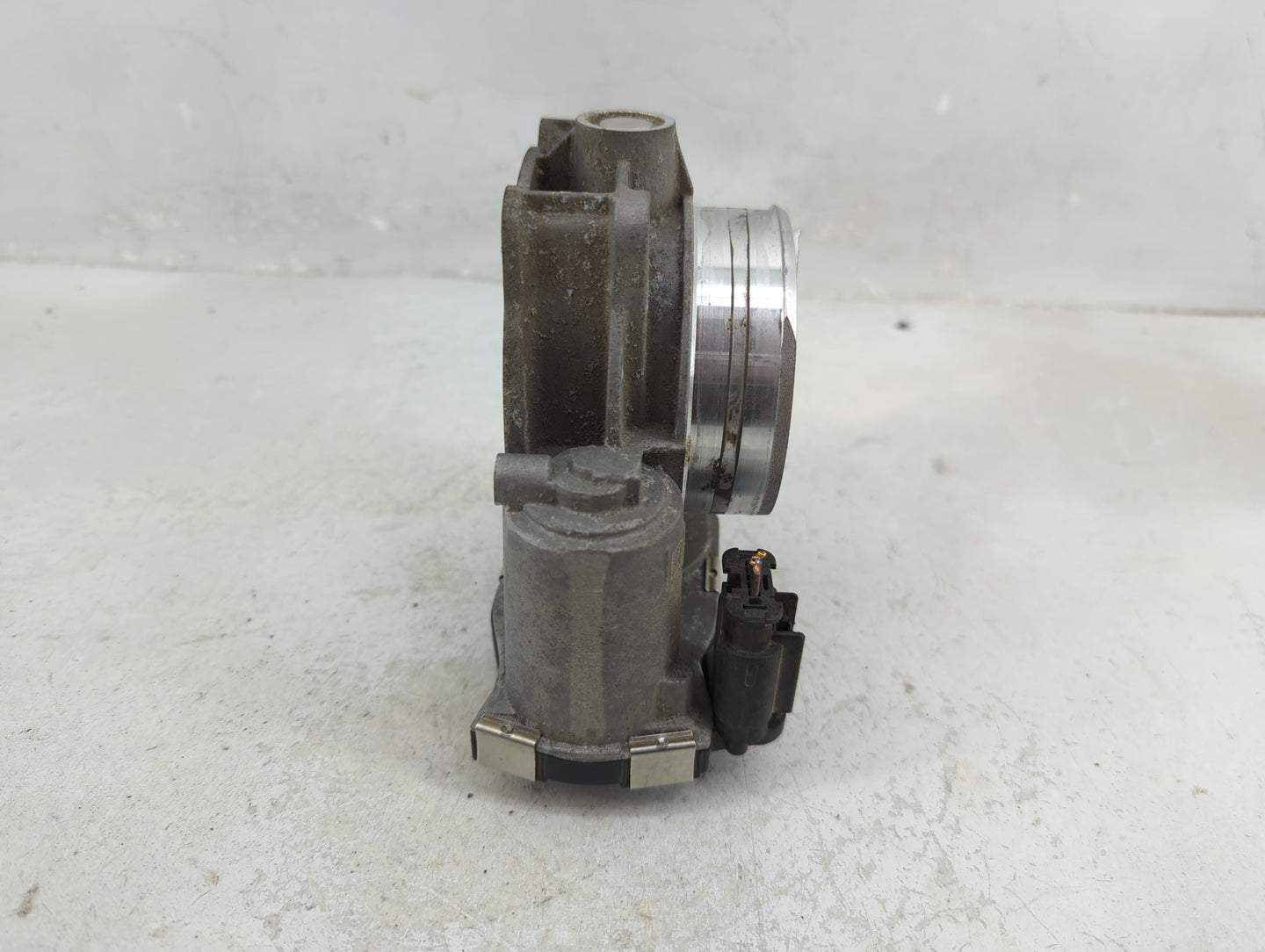 2017-2022 Chevrolet Traverse Throttle Body P/N:12670981AA Fits Fits 2012 2013 2014 2015 2016 2017 2018 2019 2020 2021 2022 O