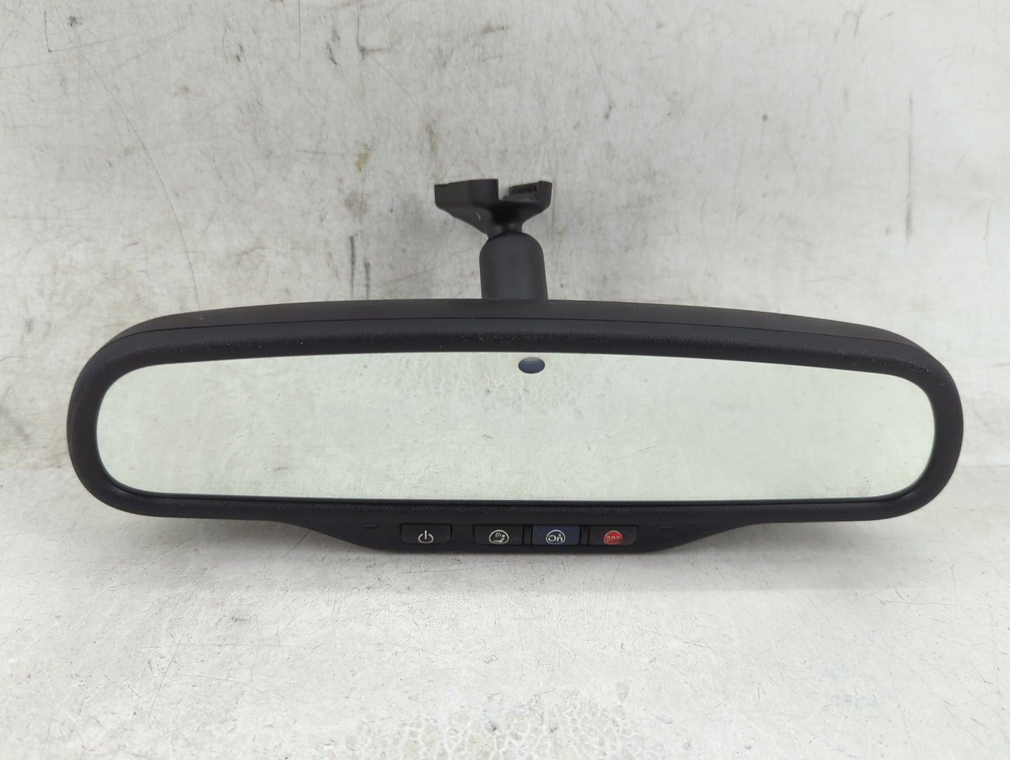 2017 Chevrolet Traverse Interior Rear View Mirror Replacement OEM P/N:22915243 Fits OEM Used Auto Parts - Oemusedautoparts1.