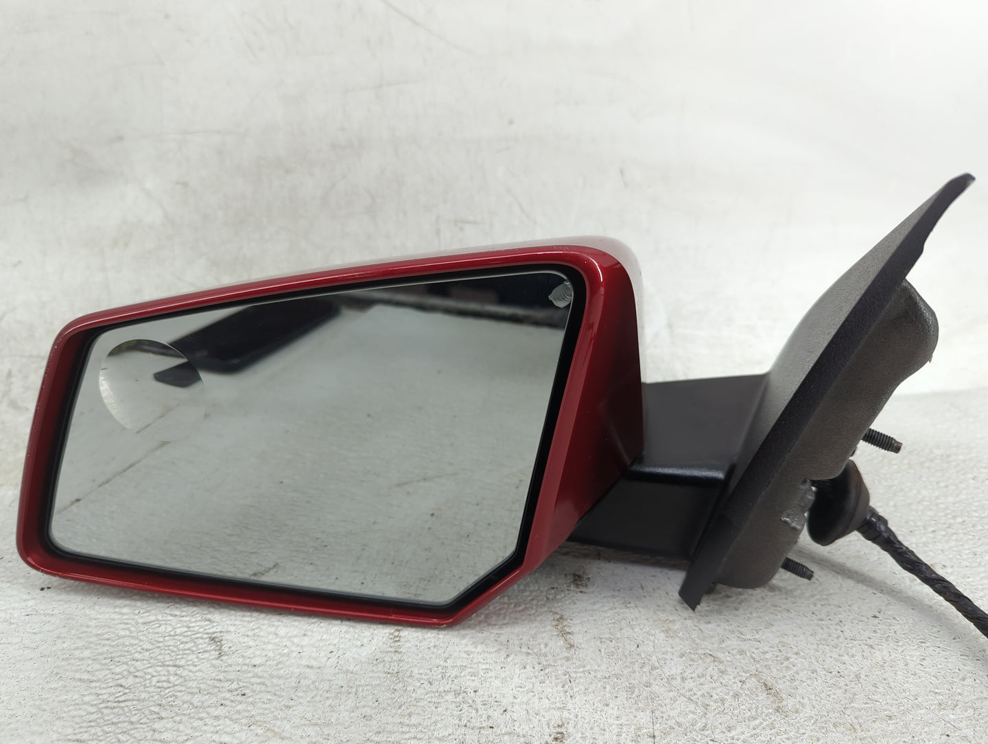 2014 Chevrolet Traverse Driver Side View Mirror - Left Door Mirror OEM Used - Oemusedautoparts1.com