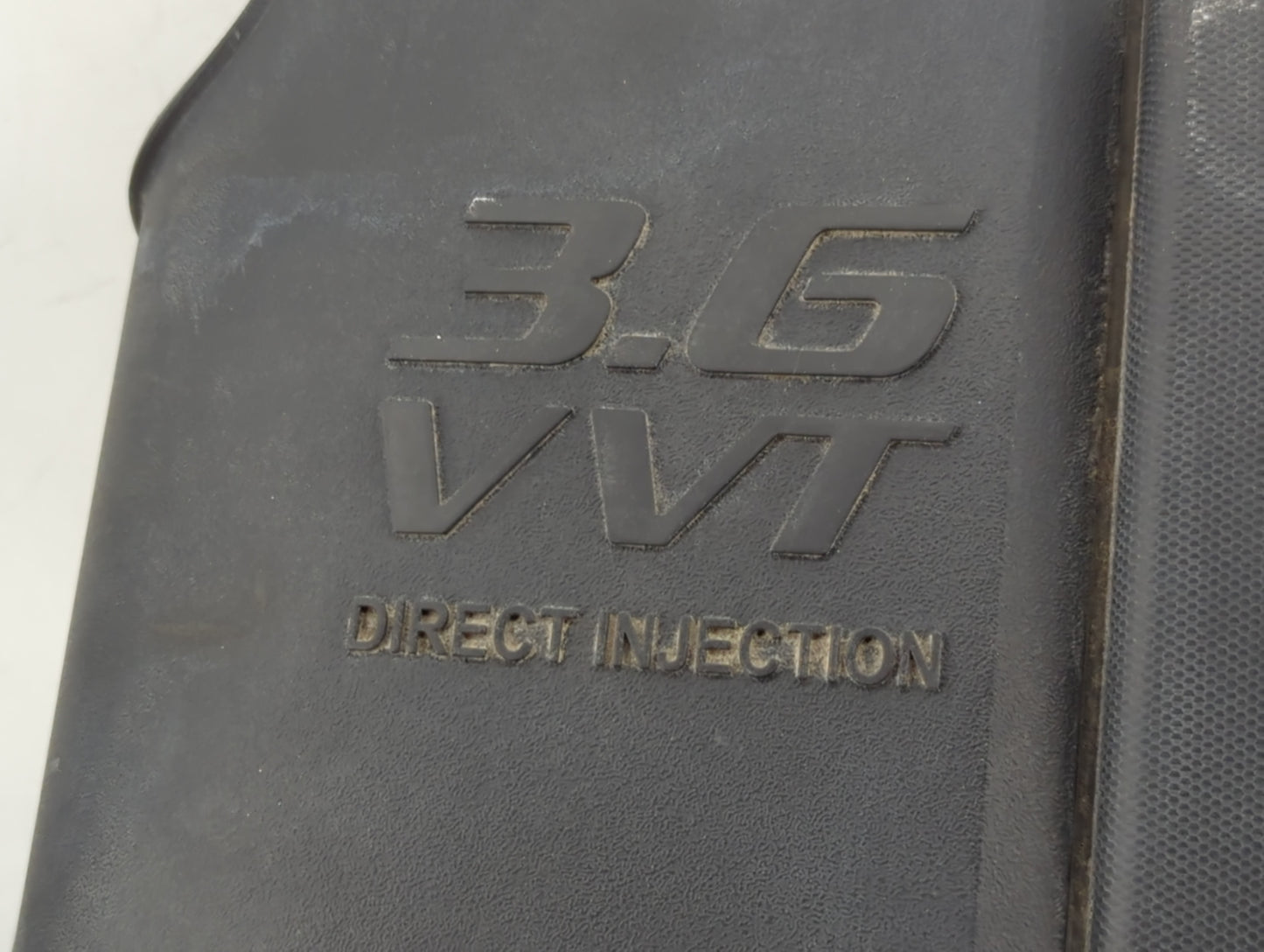 2014 Chevrolet Traverse Engine Cover 1460621 - Oemusedautoparts1.com