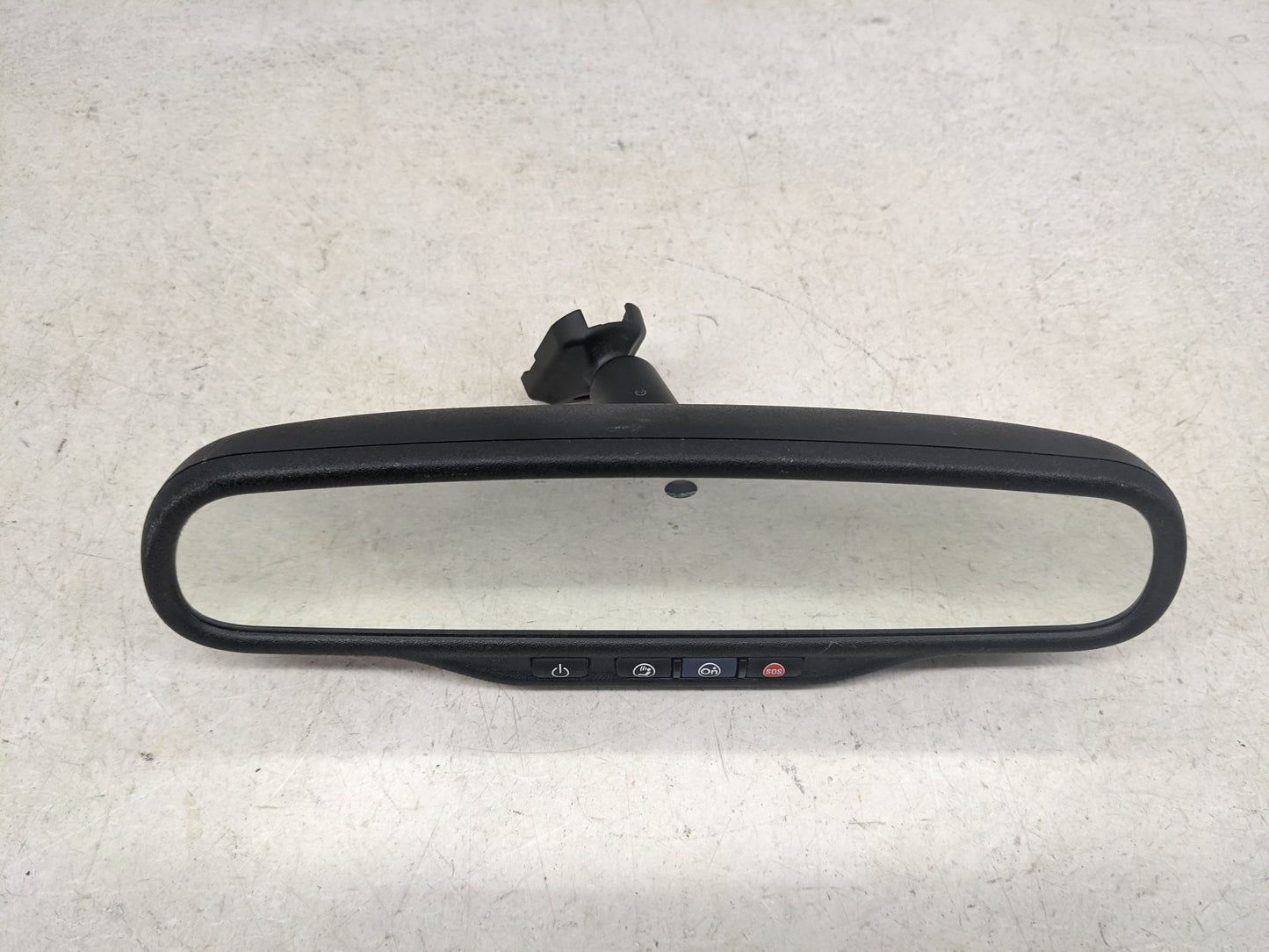 2014 Chevrolet Traverse Interior Rear View Mirror Replacement OEM P/N:012314 015-3888, 46737043 Fits OEM Used Auto Parts - O