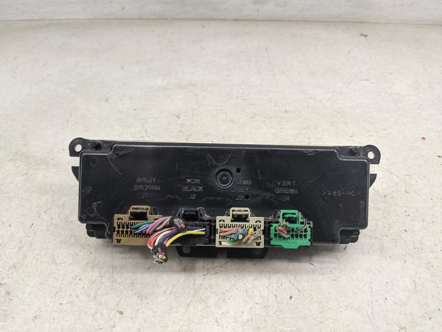 2013-2017 Chevrolet Traverse Climate Control Module Temperature AC/Heater Replacement P/N:23140660 3239800000000X Fits OEM U