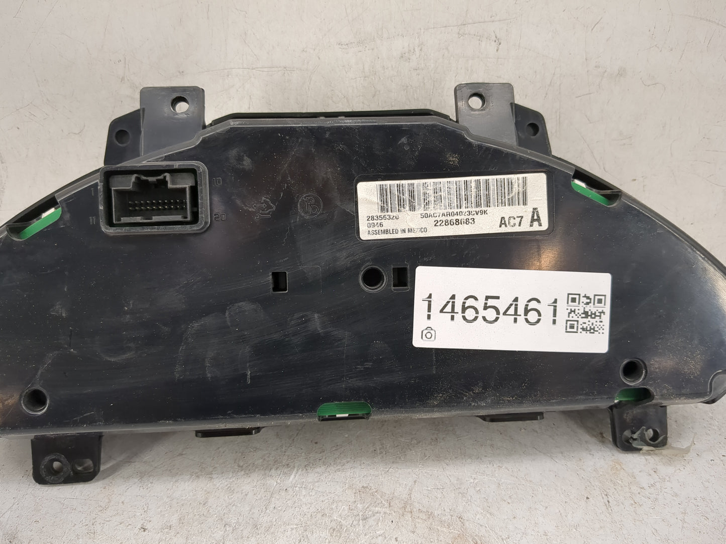 2014-2017 Chevrolet Traverse Instrument Cluster Speedometer Gauges P/N:28356320 22868683 Miles: Fits Fits 2014 2015 2016 201