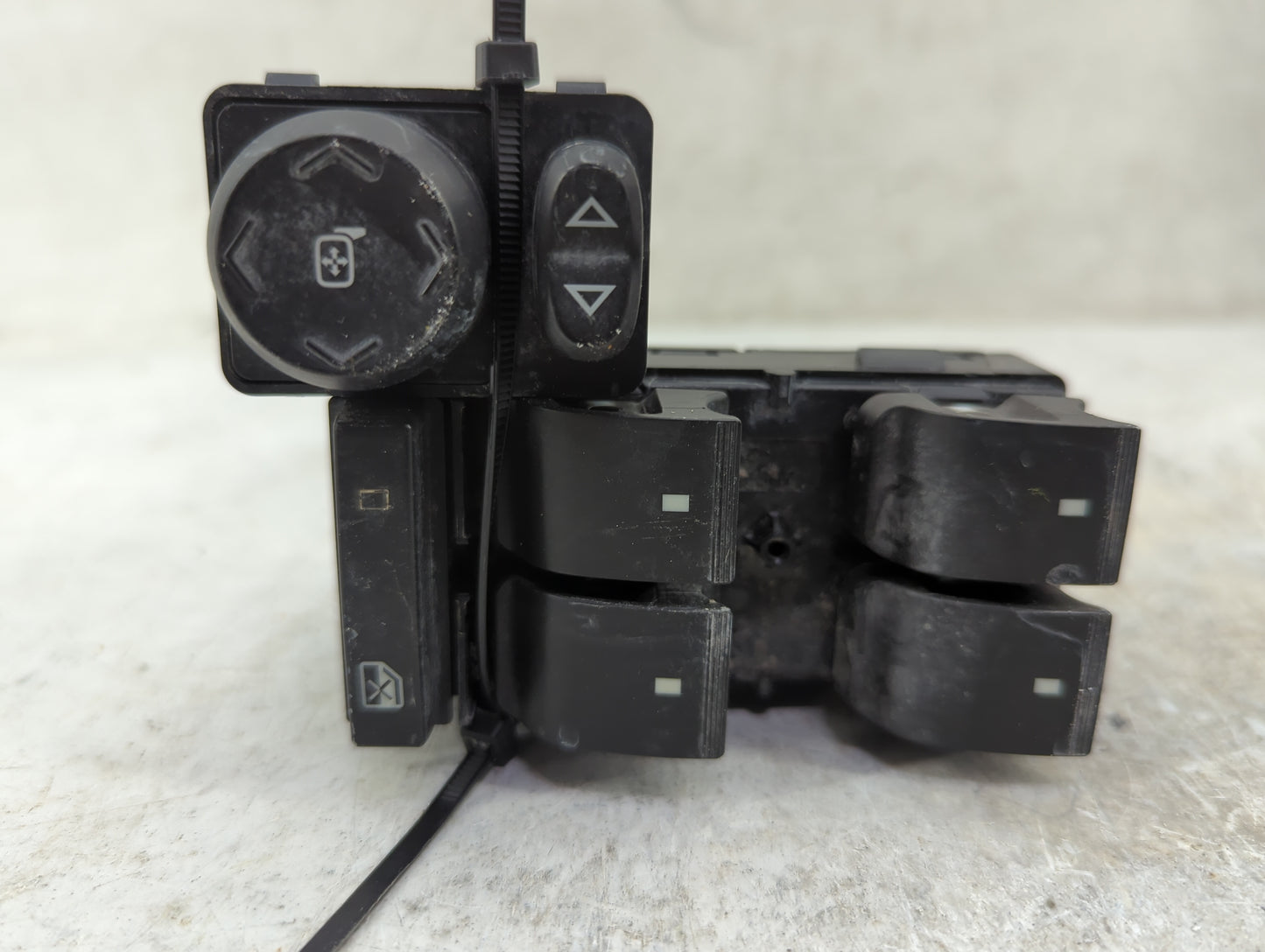 2009-2017 Chevrolet Traverse Master Power Window Switch Replacement Driver Side Left P/N:20945129 SANAD1243B Fits OEM Used A