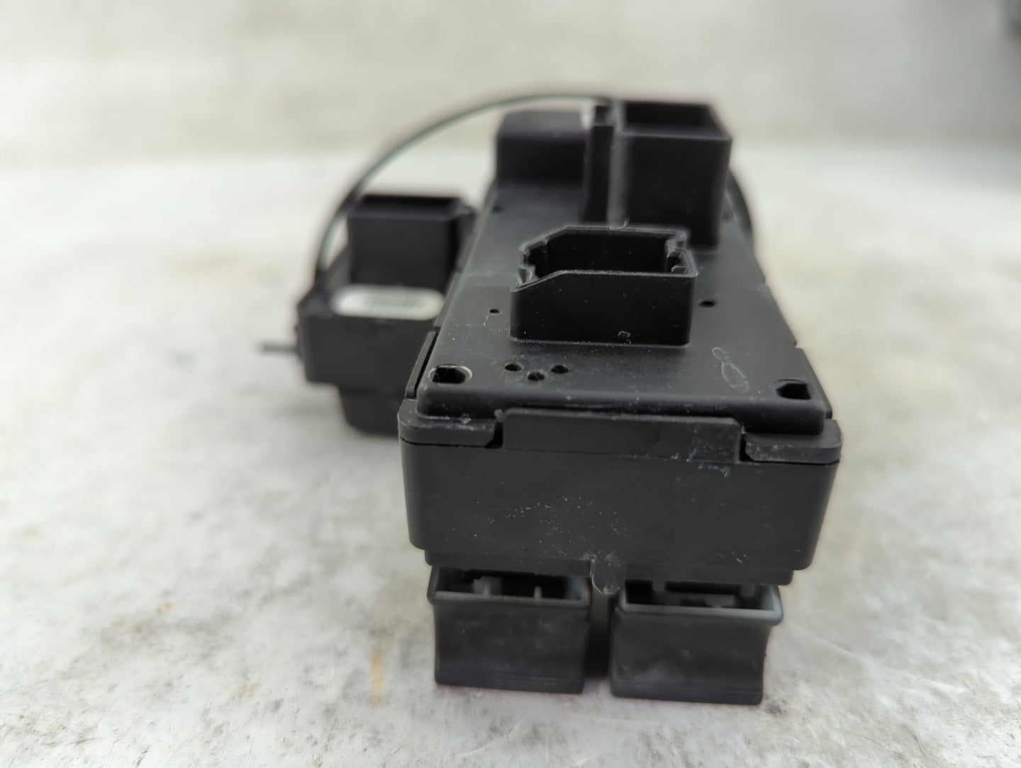 2009-2017 Chevrolet Traverse Master Power Window Switch Replacement Driver Side Left P/N:20945129 SANAD1243B Fits OEM Used A