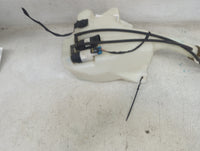 Chevrolet Traverse Windshield Washer Fluid Reservoir Bottle Oem 1474145 - Oemusedautoparts1.com