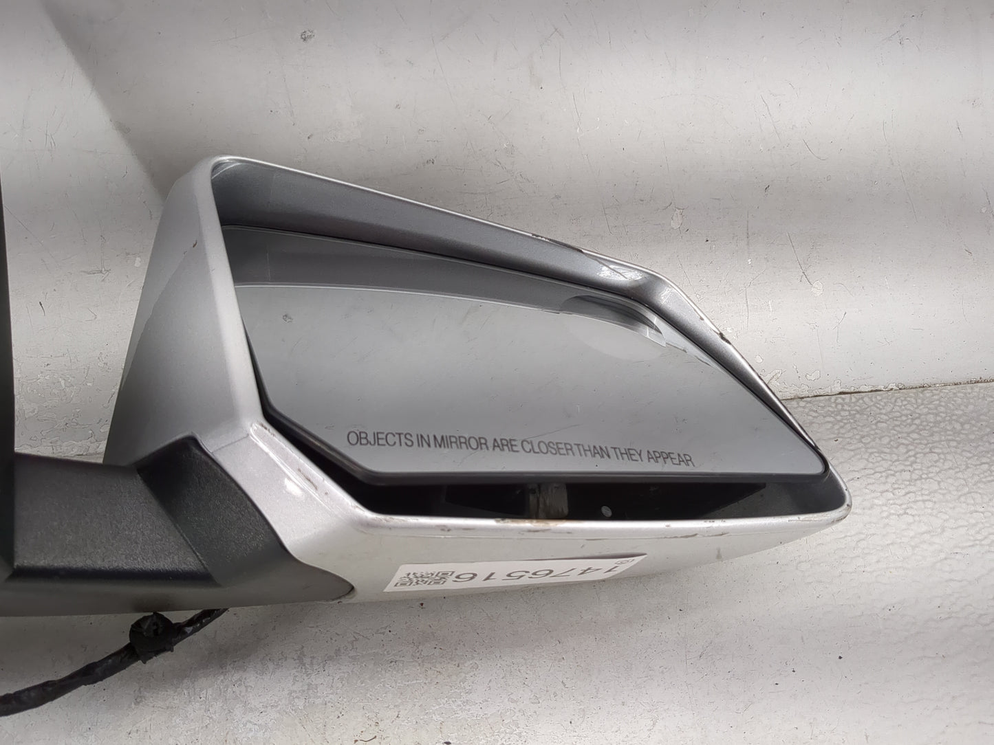 2014 Chevrolet Traverse Passenger Side View Mirror - Right Door Mirror OEM Used - Oemusedautoparts1.com