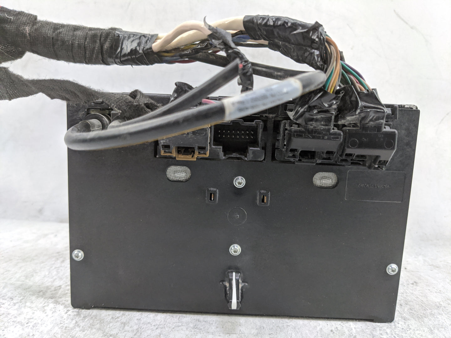 2013-2014 Chevrolet Traverse Radio AM FM Cd Player Receiver Replacement P/N:23441389 28422050, L2C0050TR Fits Fits 2013 2014