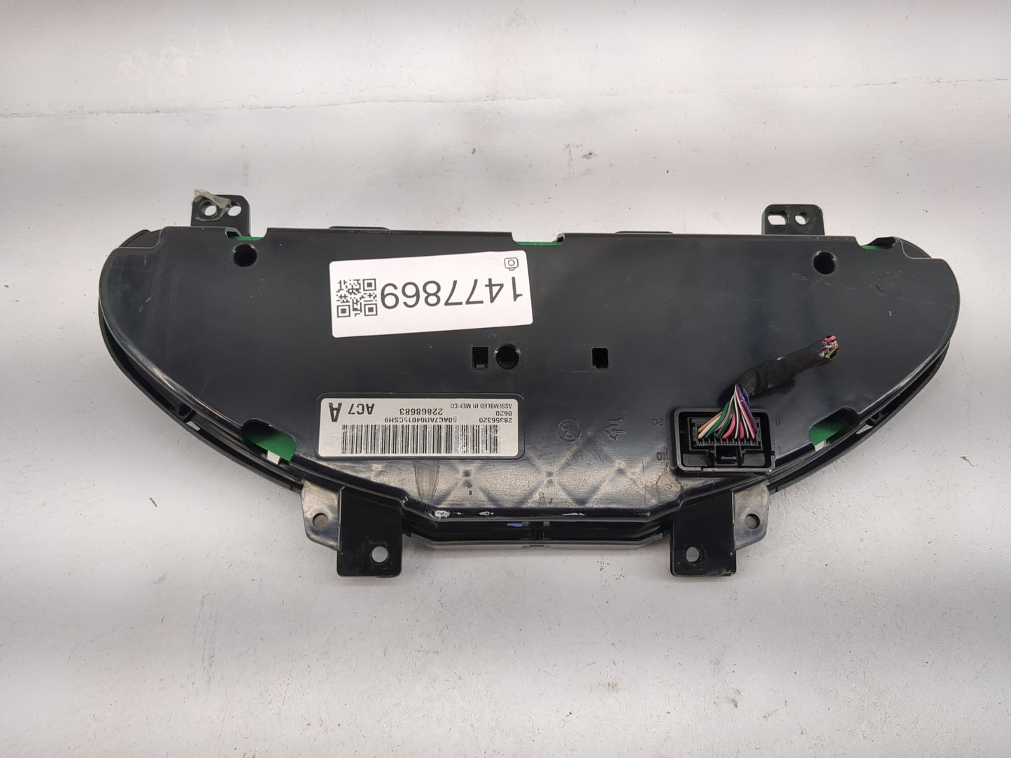 2014-2017 Chevrolet Traverse Instrument Cluster Speedometer Gauges P/N:28356320 22868683 Miles: Fits Fits 2014 2015 2016 201