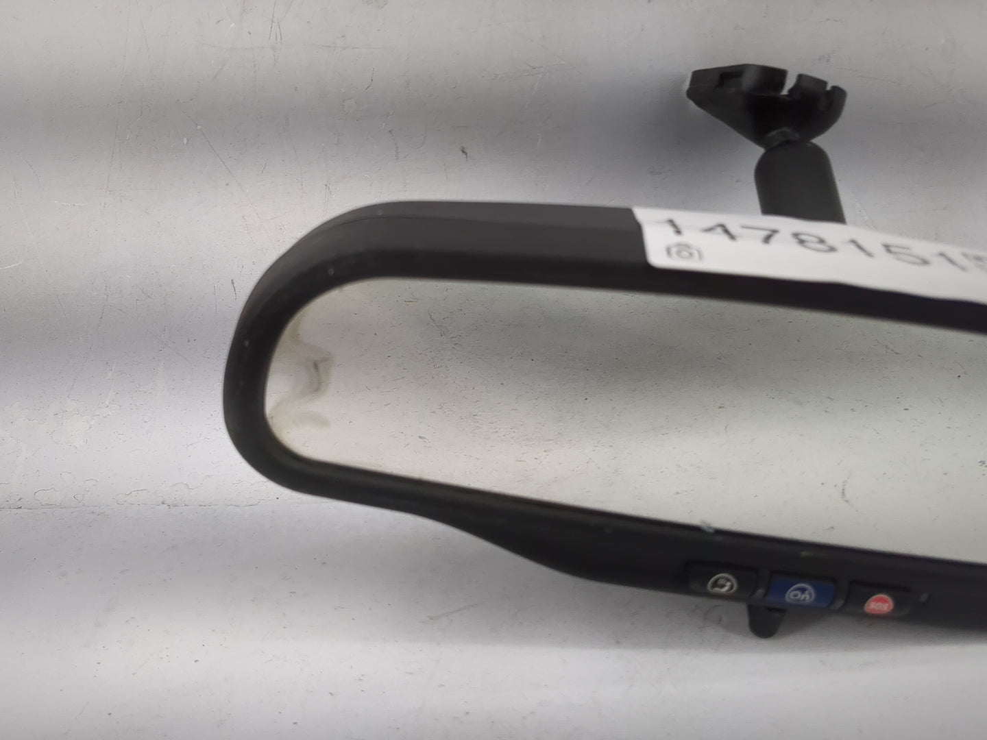 2017 Chevrolet Traverse Interior Rear View Mirror Replacement OEM P/N:015885 MD-883459596 Fits OEM Used Auto Parts - Oemused