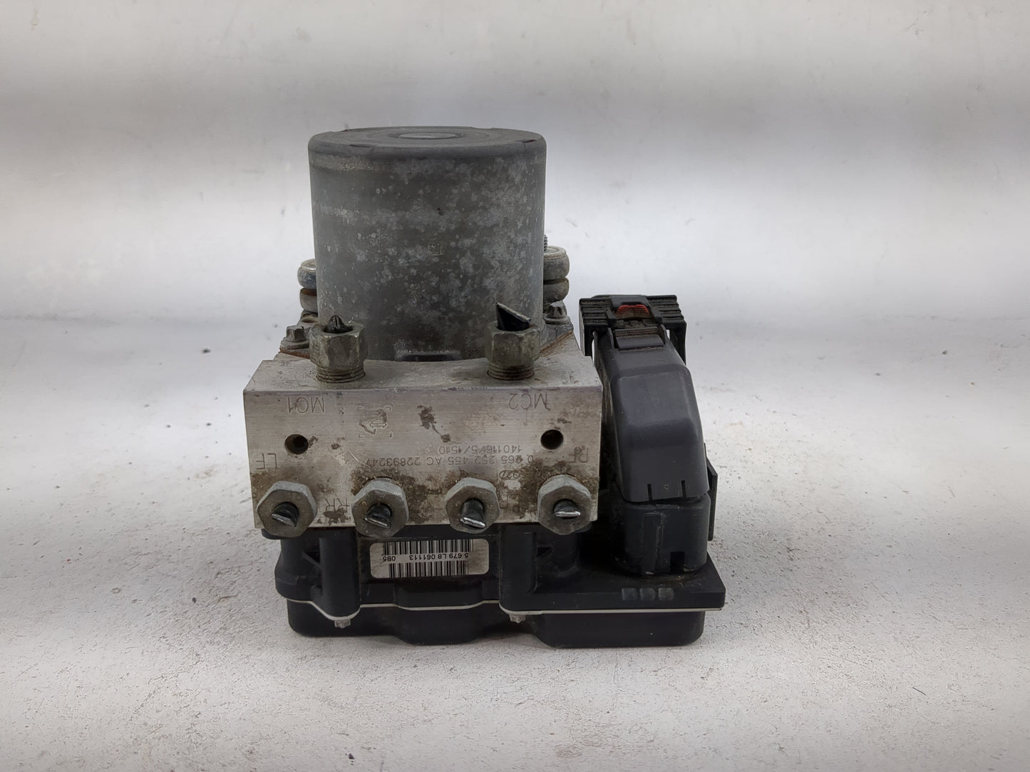 2017 Chevrolet Traverse ABS Pump Control Module Replacement P/N:0265252455 2289324, 0265952455 Fits Fits 2012 2013 2014 2015