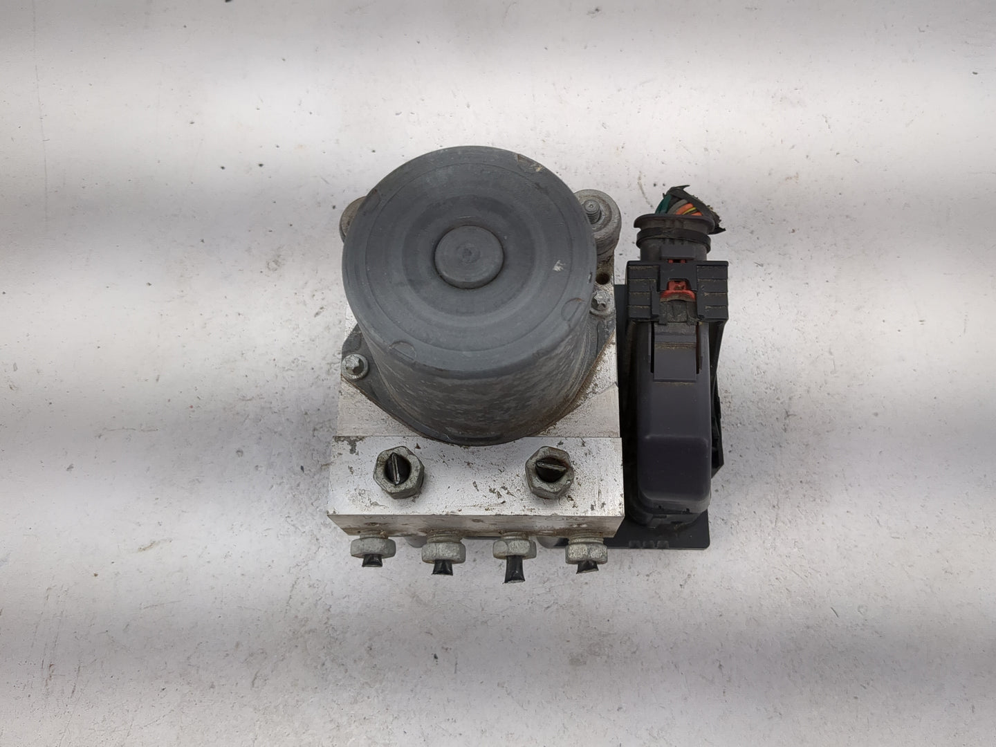 2017 Chevrolet Traverse ABS Pump Control Module Replacement P/N:0265252455 2289324, 0265952455 Fits Fits 2012 2013 2014 2015