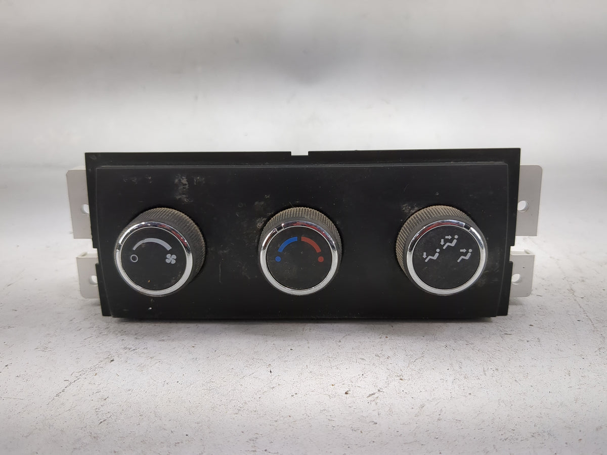 2014 Chevrolet Traverse Climate Control Module Temperature AC/Heater Replacement P/N:1565854 758-07 Fits OEM Used Auto Parts