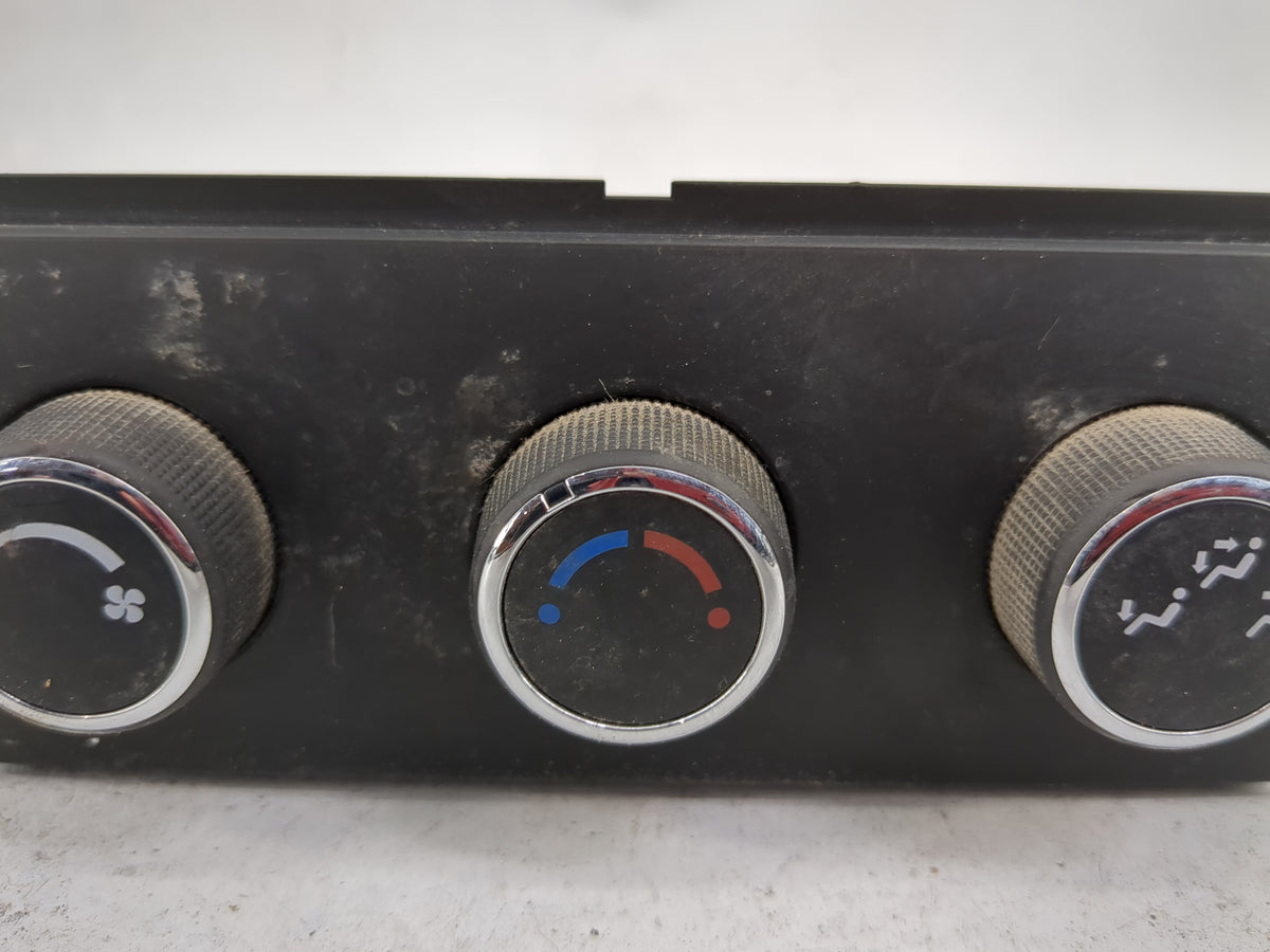 2014 Chevrolet Traverse Climate Control Module Temperature AC/Heater Replacement P/N:1565854 758-07 Fits OEM Used Auto Parts