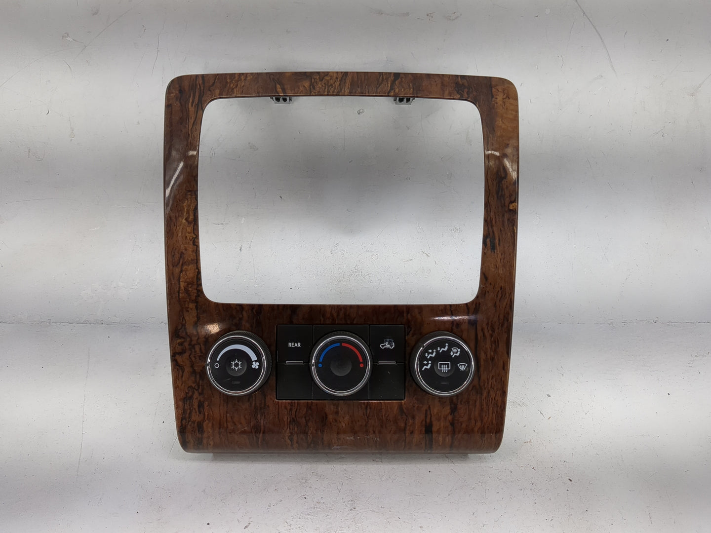 2013-2017 Chevrolet Traverse Climate Control Module Temperature AC/Heater Replacement P/N:22969802 Fits OEM Used Auto Parts 