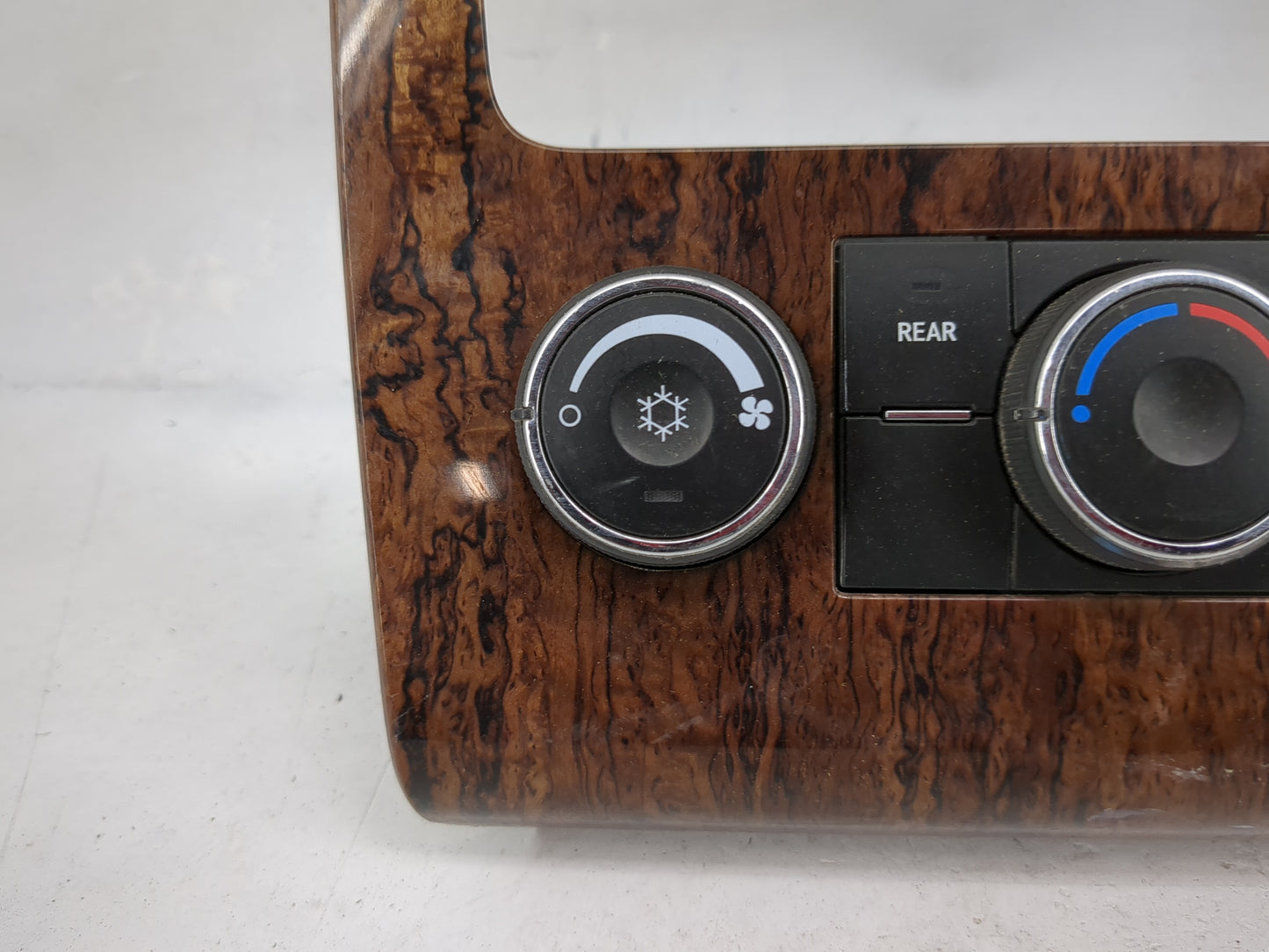 2013-2017 Chevrolet Traverse Climate Control Module Temperature AC/Heater Replacement P/N:22969802 Fits OEM Used Auto Parts 