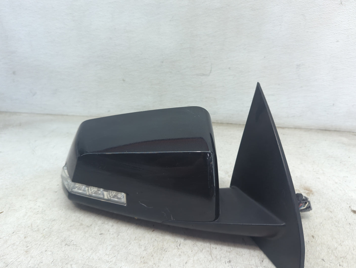 2014 Chevrolet Traverse Passenger Side View Mirror - Right Door Mirror OEM Used - Oemusedautoparts1.com