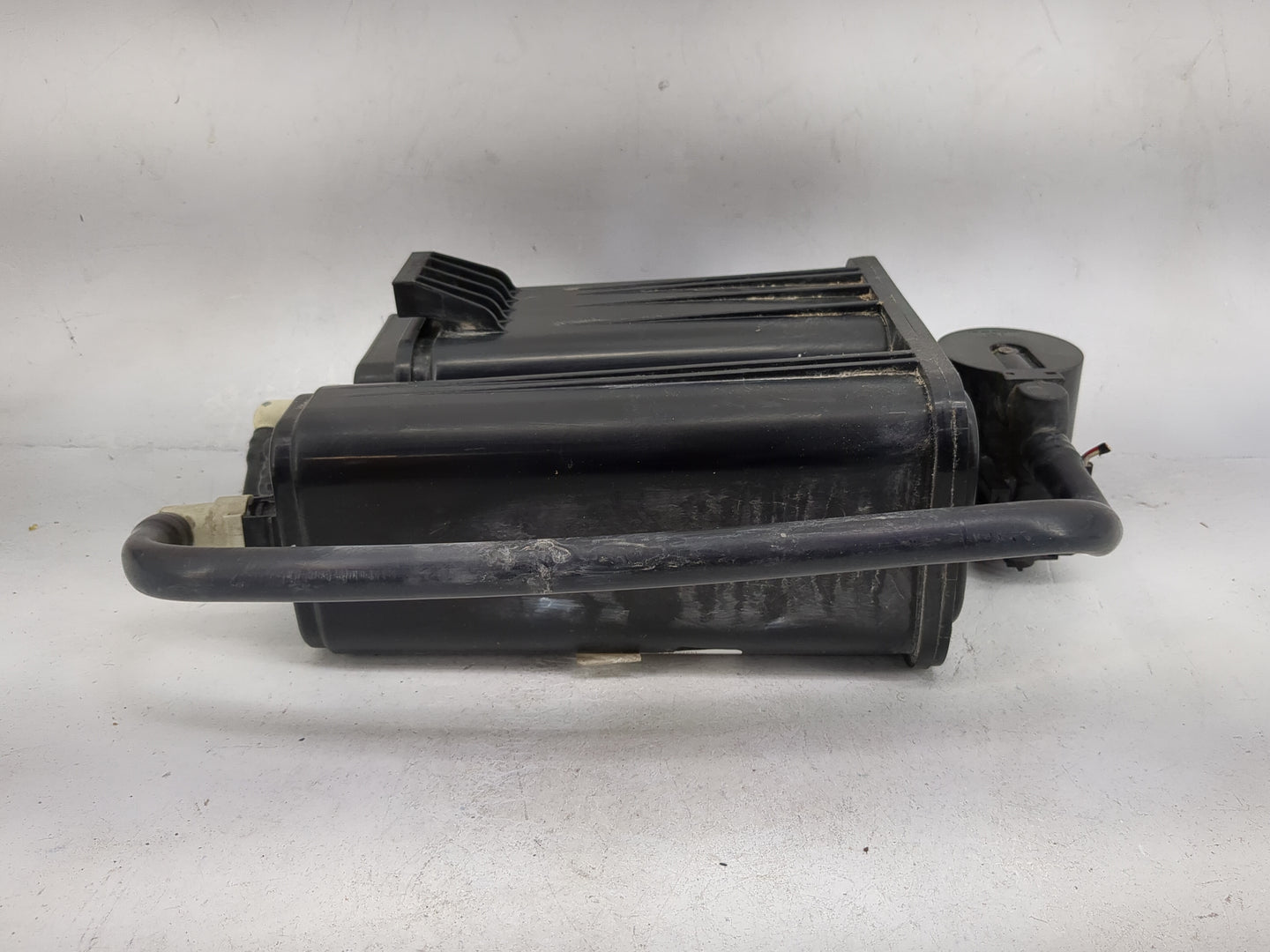 2014 Chevrolet Traverse Fuel Vapor Charcoal Canister - Oemusedautoparts1.com