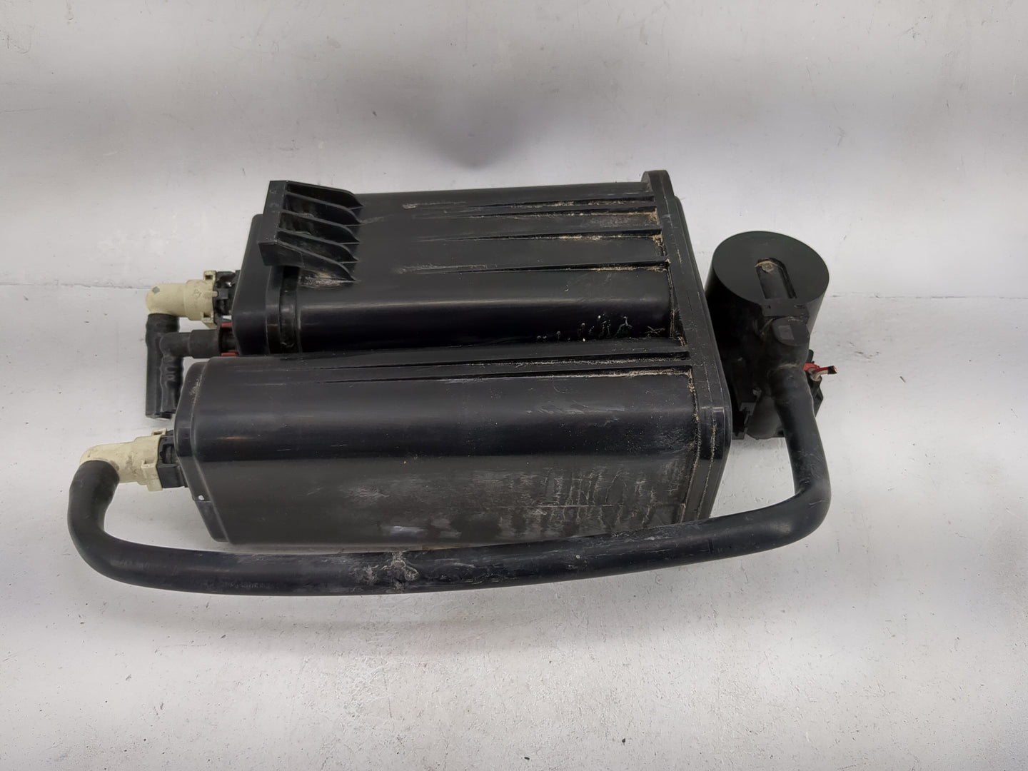 2014 Chevrolet Traverse Fuel Vapor Charcoal Canister - Oemusedautoparts1.com