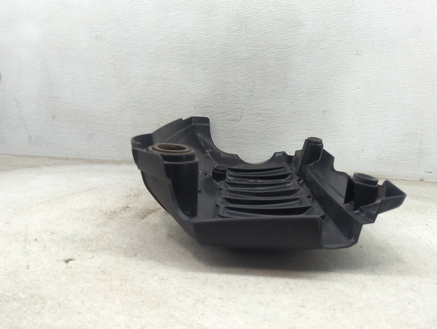2015 Chevrolet Traverse Engine Cover - Oemusedautoparts1.com