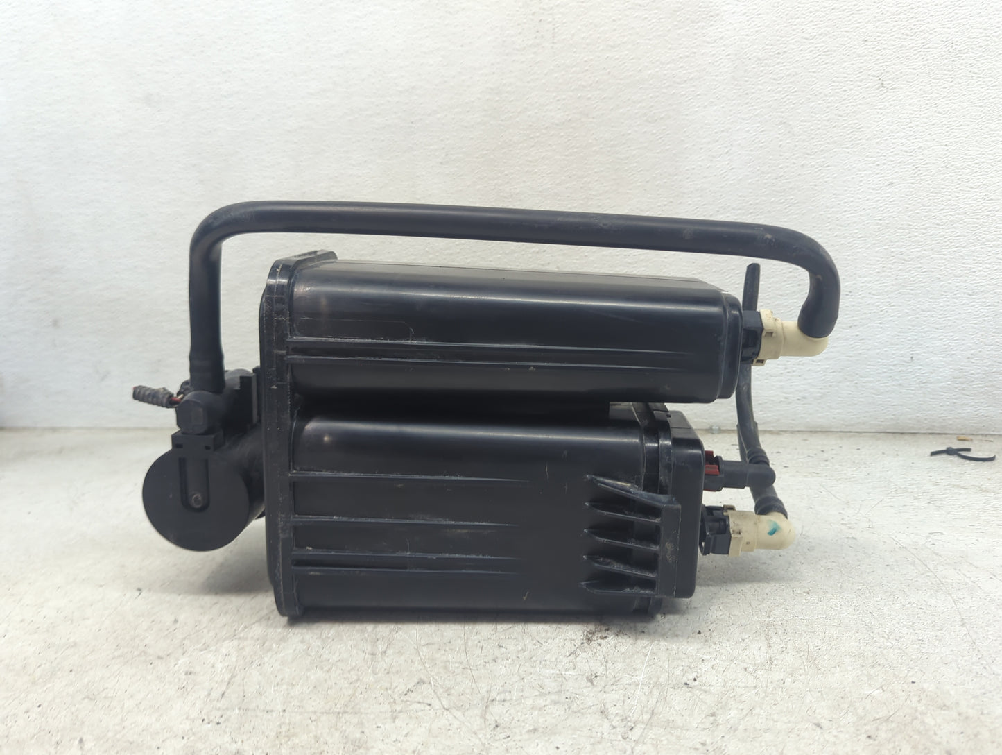 2014 Chevrolet Traverse Fuel Vapor Charcoal Canister 1479434 - Oemusedautoparts1.com
