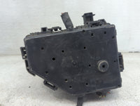 2013-2014 Chevrolet Traverse Fusebox Fuse Box Panel Relay Module P/N:22933346 Fits Fits 2013 2014 OEM Used Auto Parts - Oemu