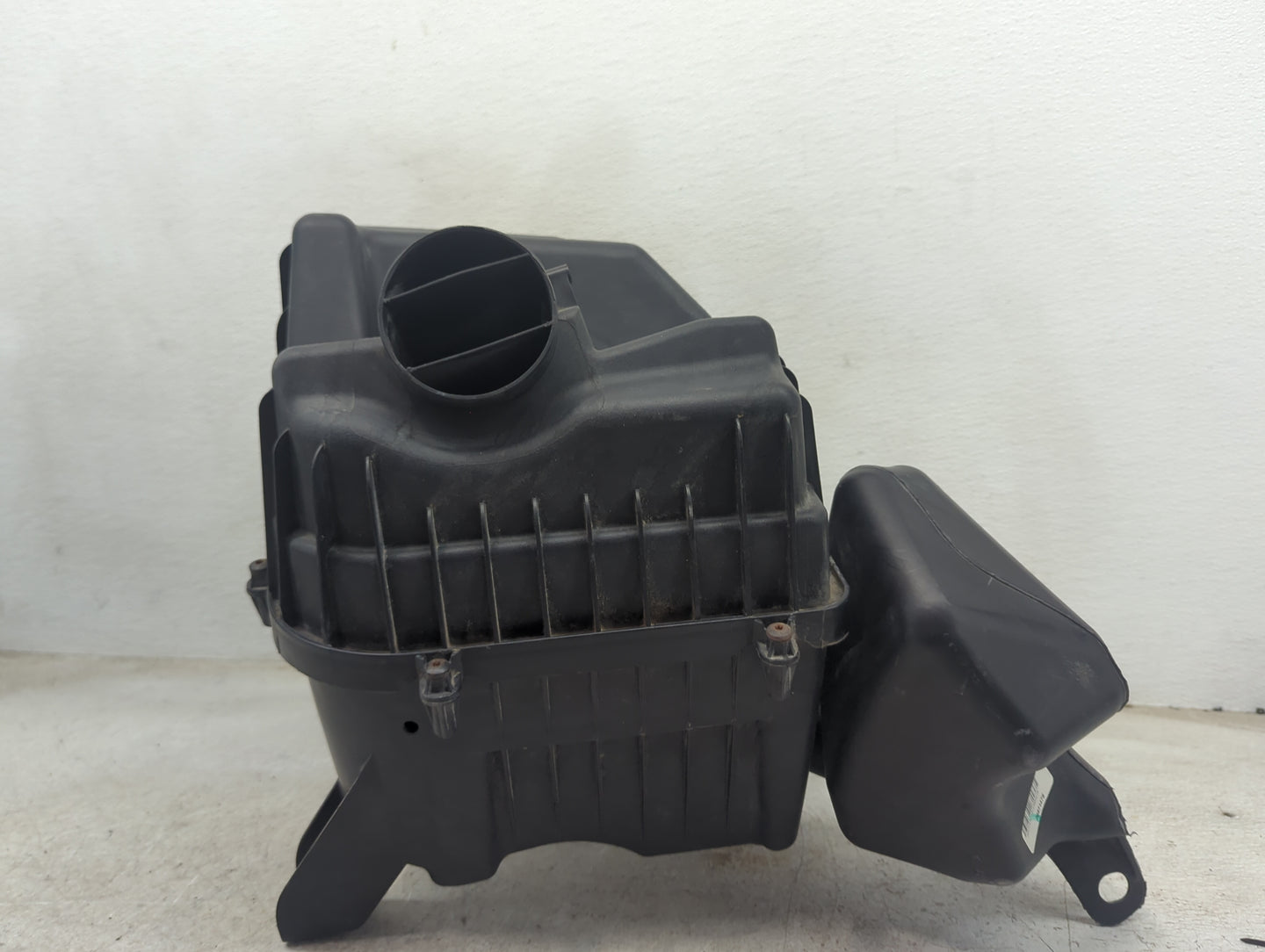 Chevrolet Traverse Air Cleaner Intake-duct Hose Tube 1481343 - Oemusedautoparts1.com