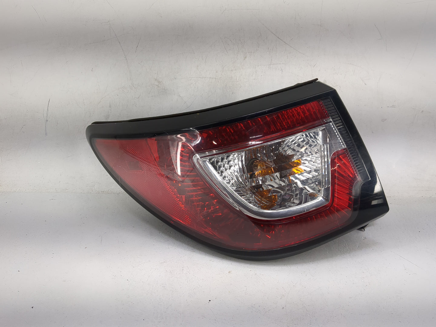 2014 Chevrolet Traverse Tail Light Assembly Driver Left OEM P/N:20956901 Fits OEM Used Auto Parts - Oemusedautoparts1.com
