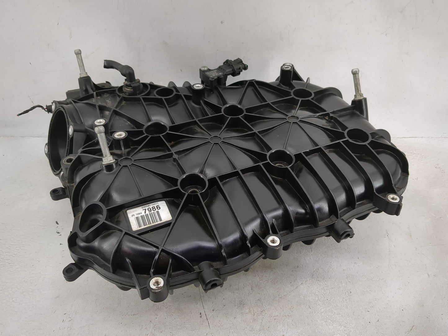2014 Chevrolet Traverse Air Intake Manifold P/N:G3058C14271 Fits OEM Used Auto Parts - Oemusedautoparts1.com