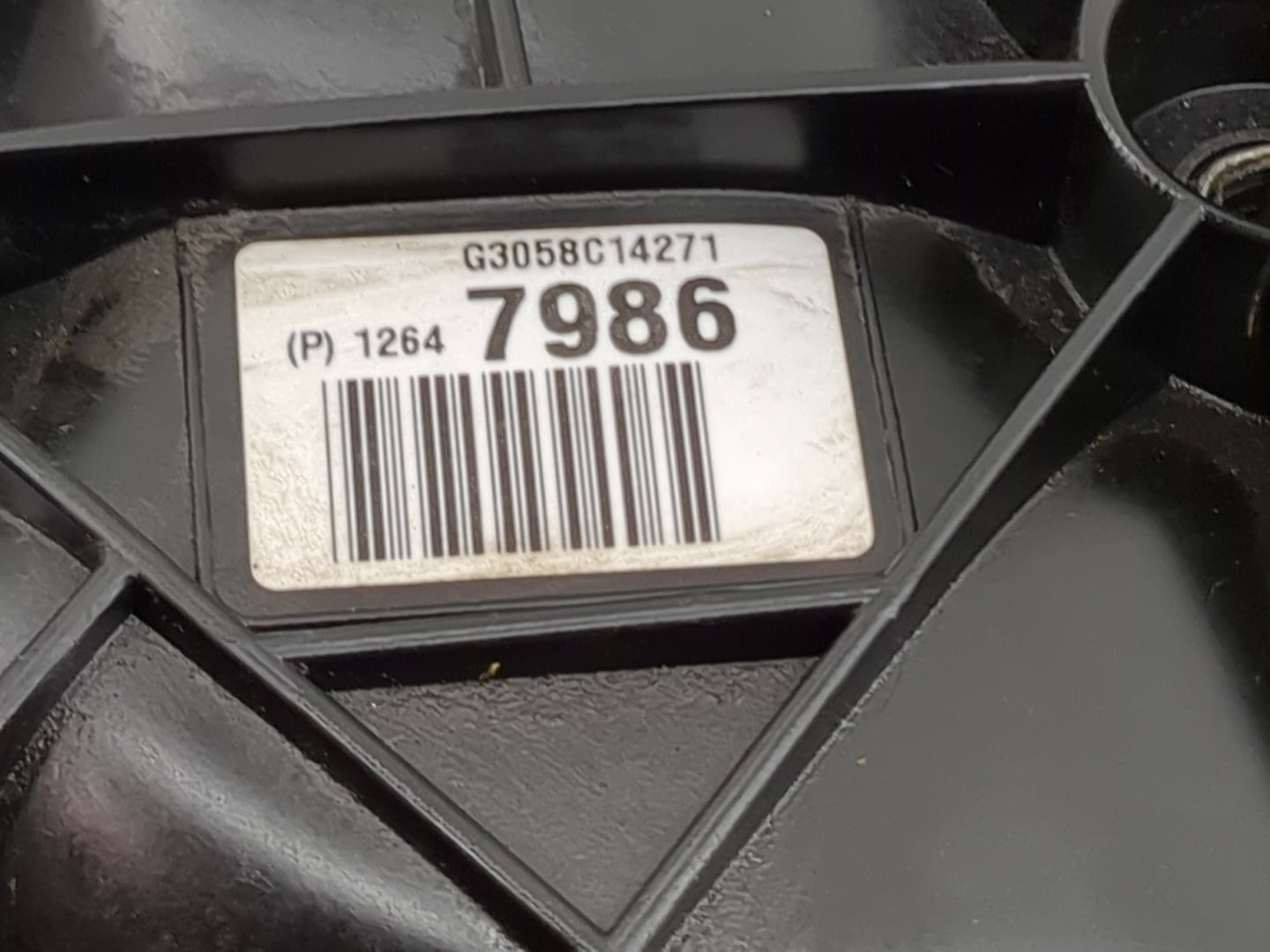 2014 Chevrolet Traverse Air Intake Manifold P/N:G3058C14271 Fits OEM Used Auto Parts - Oemusedautoparts1.com
