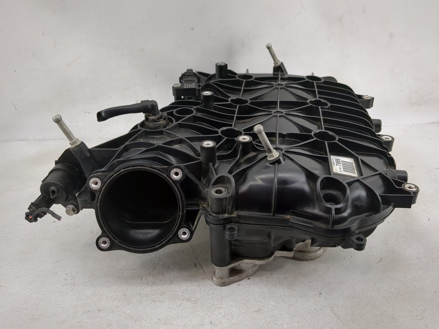 2014 Chevrolet Traverse Air Intake Manifold P/N:G3058C14271 Fits OEM Used Auto Parts - Oemusedautoparts1.com