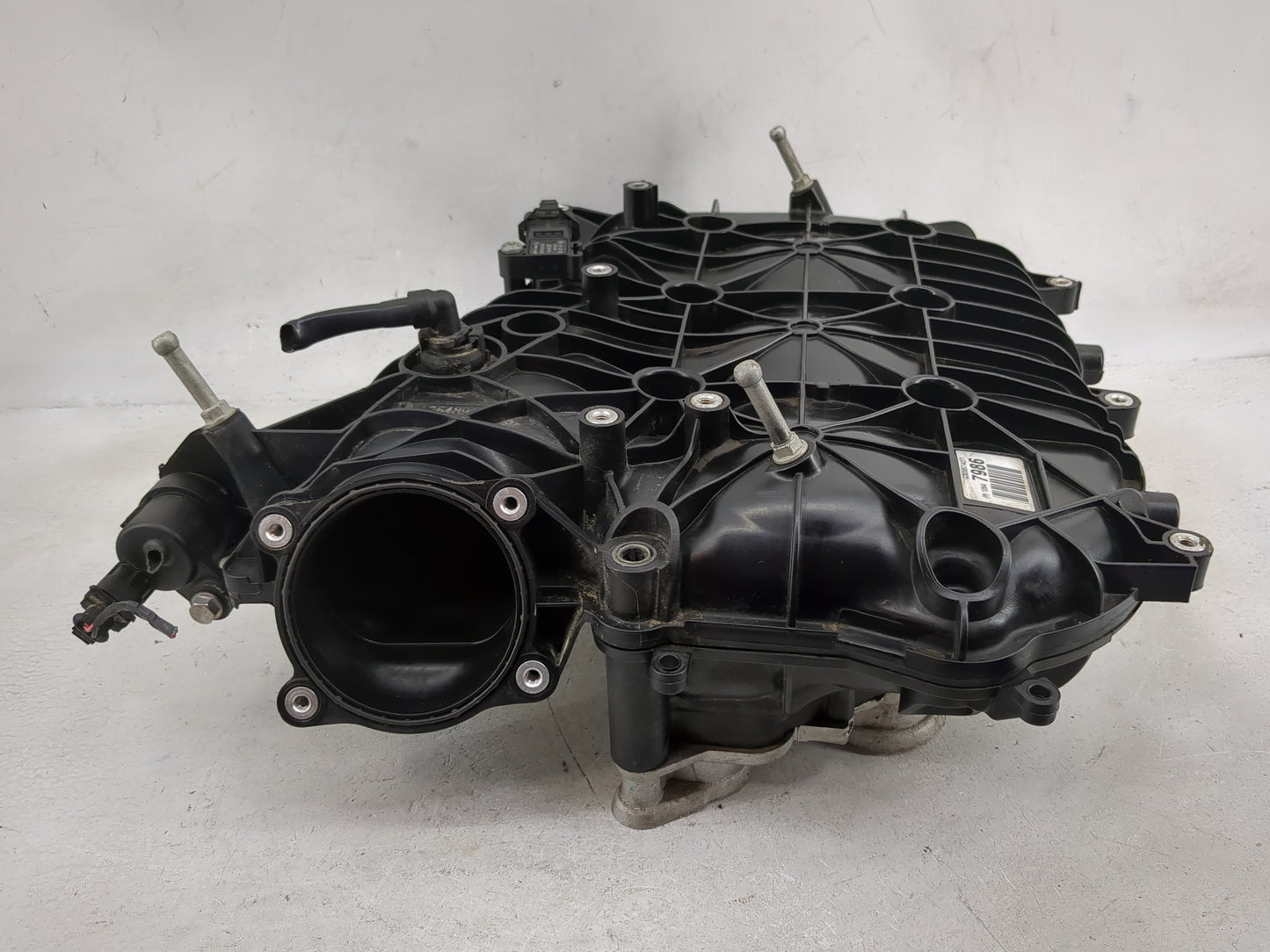 2014 Chevrolet Traverse Air Intake Manifold P/N:G3058C14271 Fits OEM Used Auto Parts - Oemusedautoparts1.com