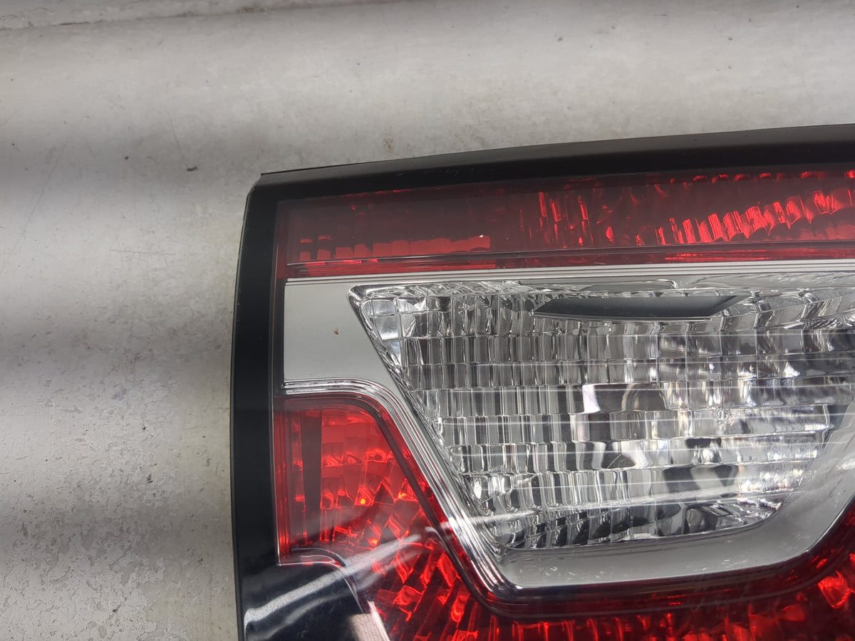 2013 Chevrolet Traverse Driver Left Side Deck Lid Mounted Tail Light 1512544 - Oemusedautoparts1.com