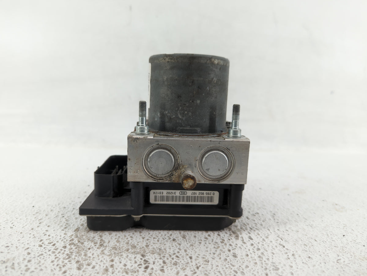 2017 Chevrolet Traverse Anti-Lock Brake ABS Pump Module Actuator OEM P/N:22893247 Fits Fits 2012 2013 2014 2015 2016 OEM Use