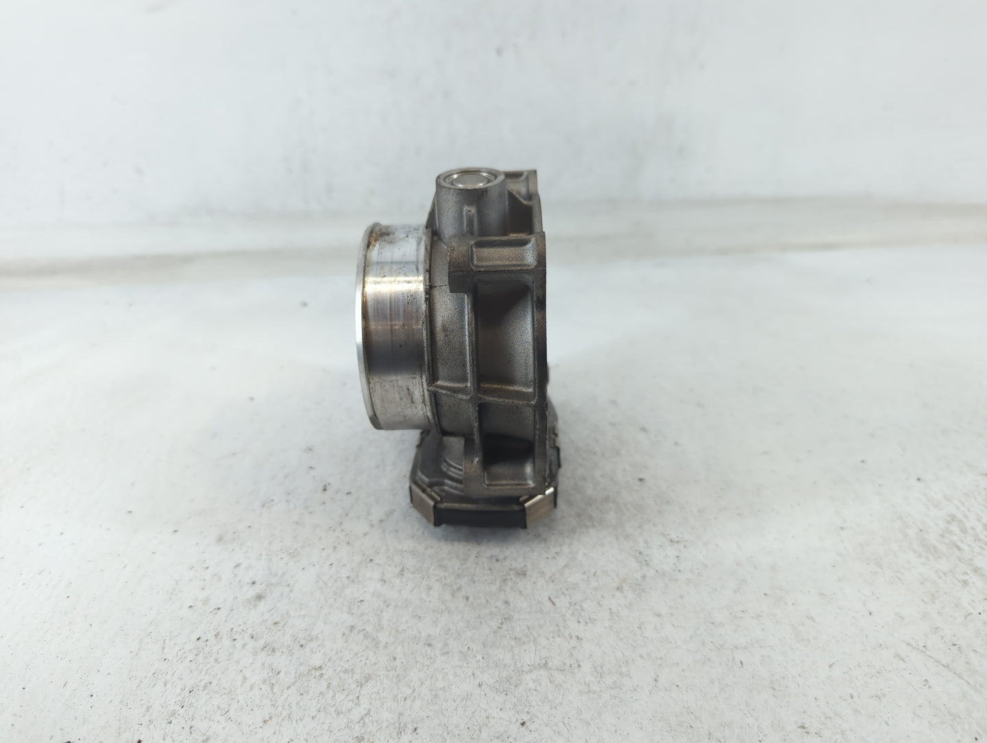 2017-2022 Chevrolet Traverse Throttle Body P/N:12632172BA Fits Fits 2012 2013 2014 2015 2016 2017 2018 2019 2020 2021 2022 O