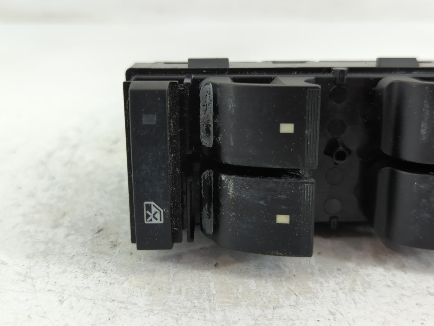 2009-2017 Chevrolet Traverse Master Power Window Switch Replacement Driver Side Left P/N:106825 Fits OEM Used Auto Parts - O